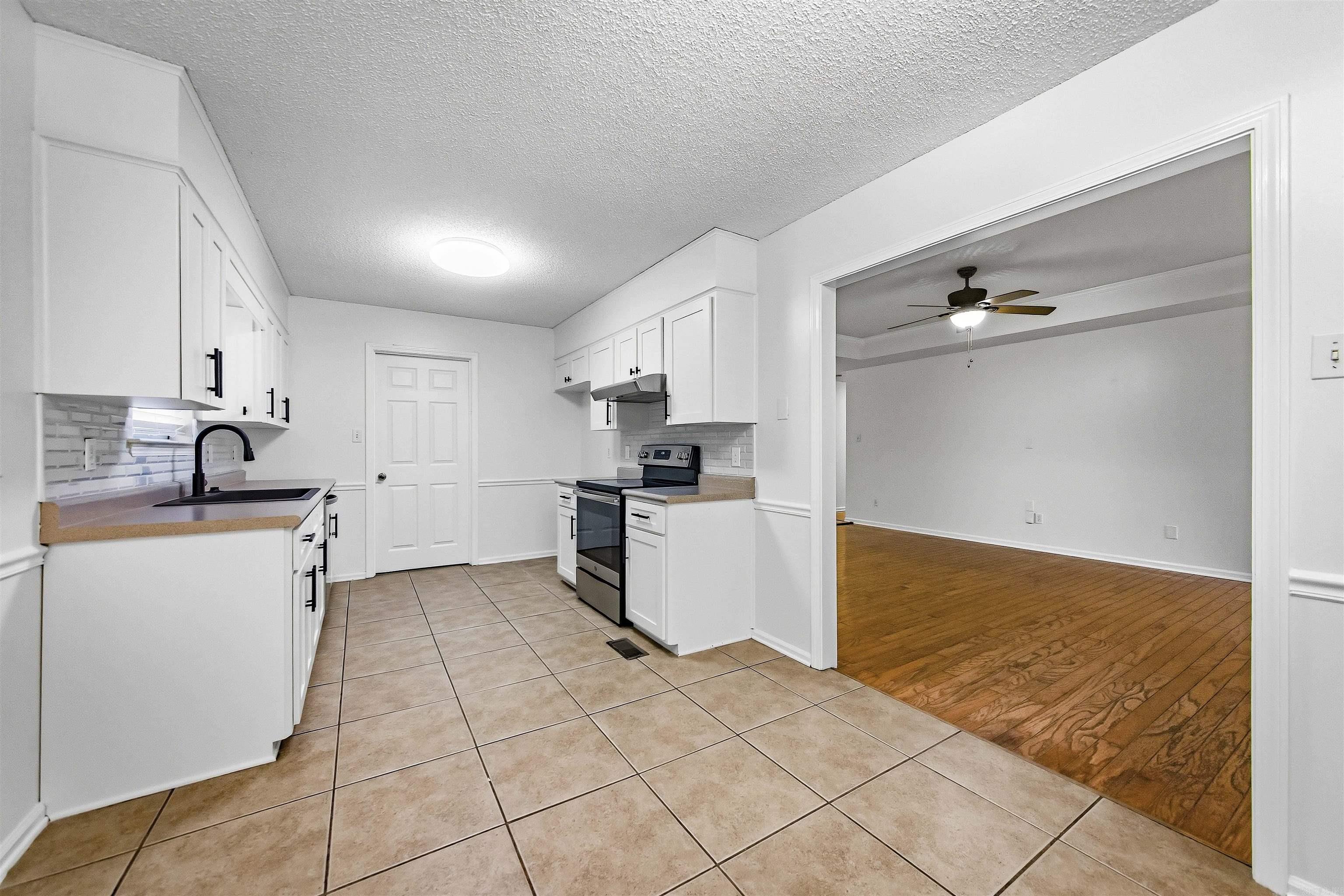 6303 Countryside Drive Property Photo 13