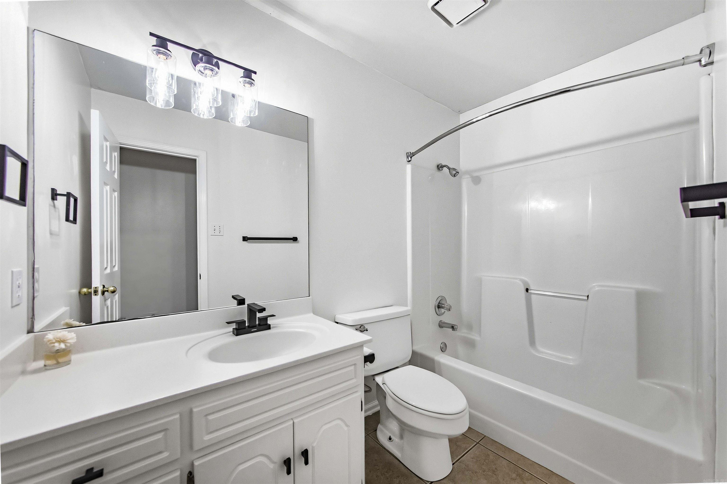 6303 Countryside Drive Property Photo 16