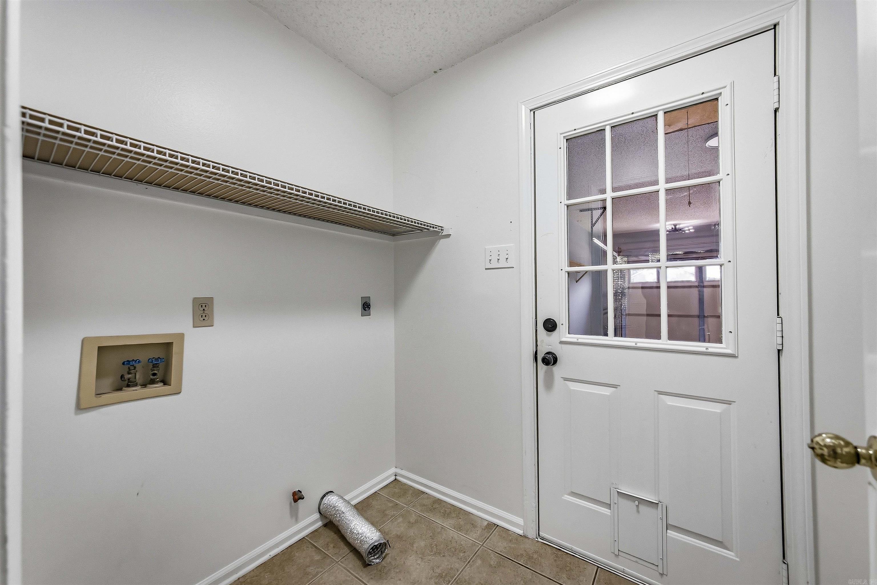 6303 Countryside Drive Property Photo 28