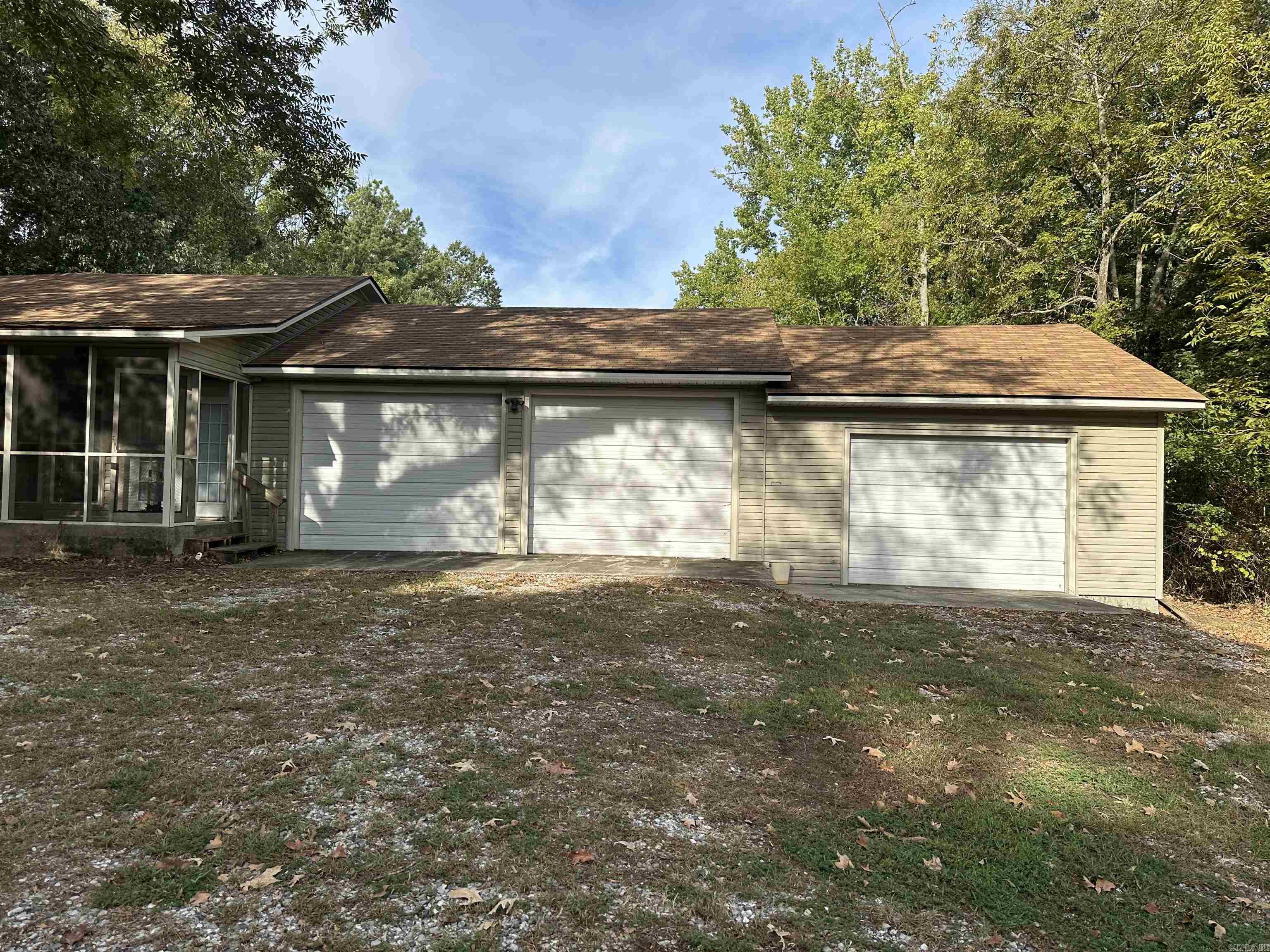 629 Westbrook Street Property Photo 6