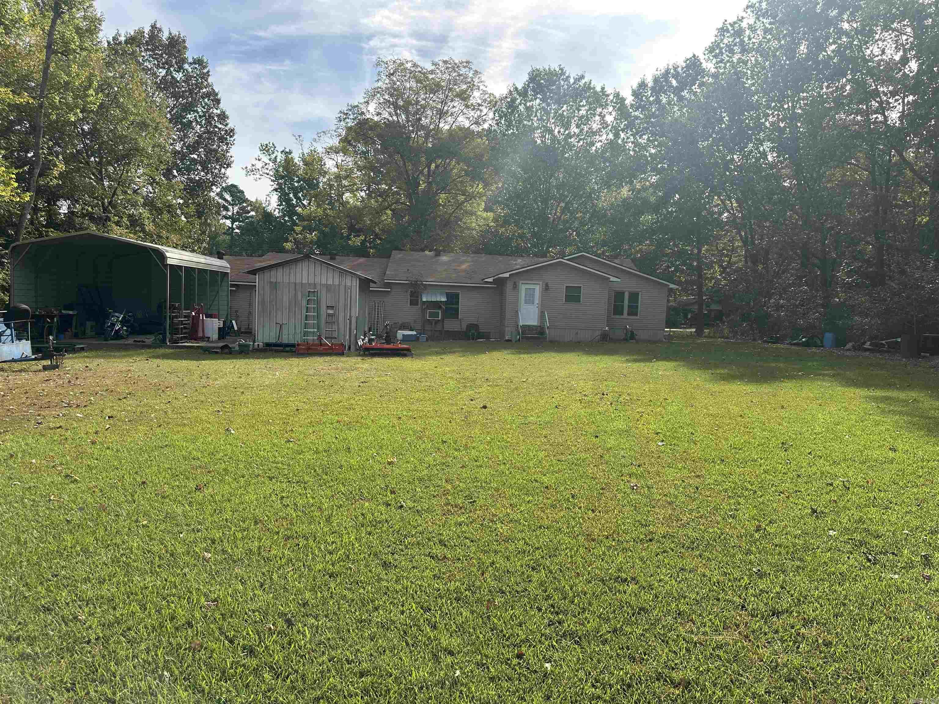 629 Westbrook Street Property Photo 17
