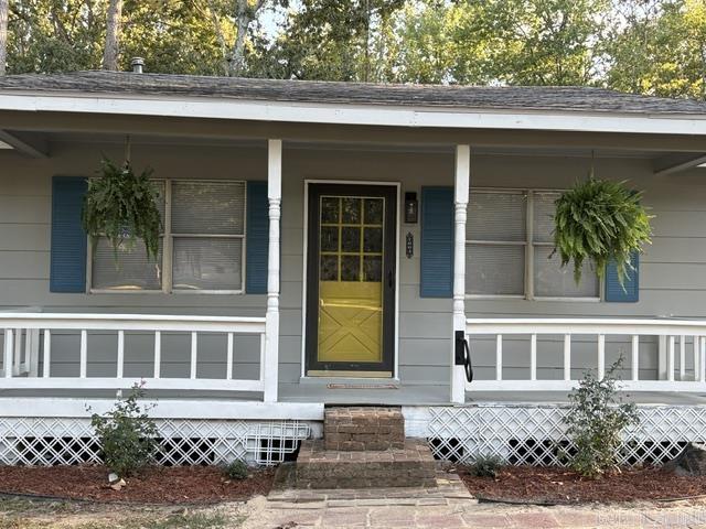 7004 Nell Drive Property Photo 1