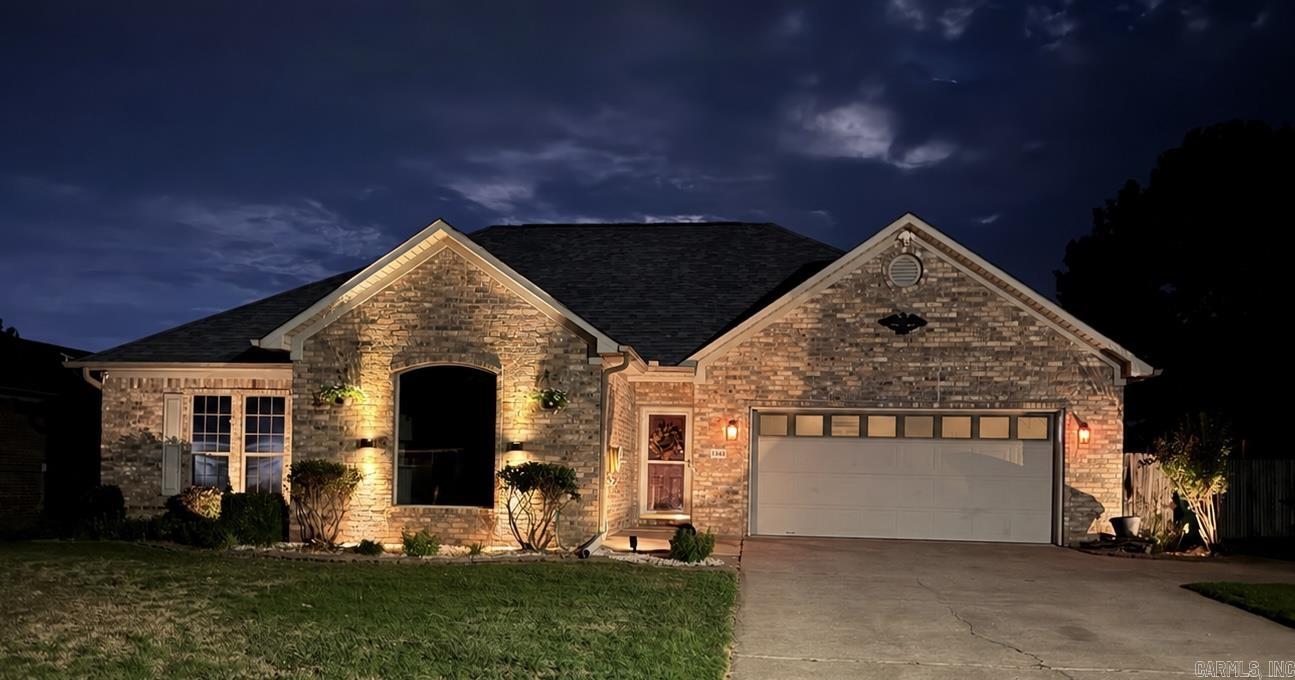 1340 Stone Crest Drive Property Photo 3