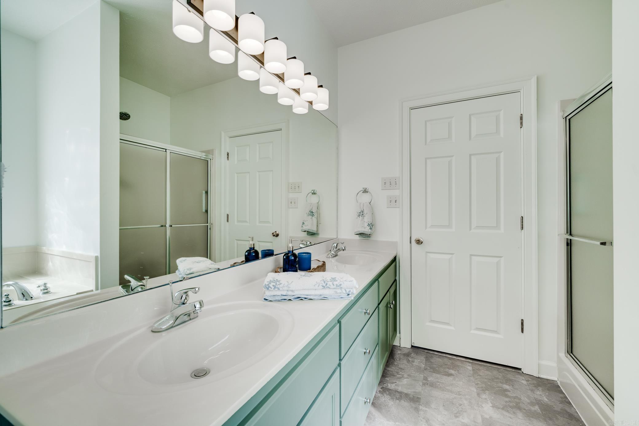 1340 Stone Crest Drive Property Photo 14
