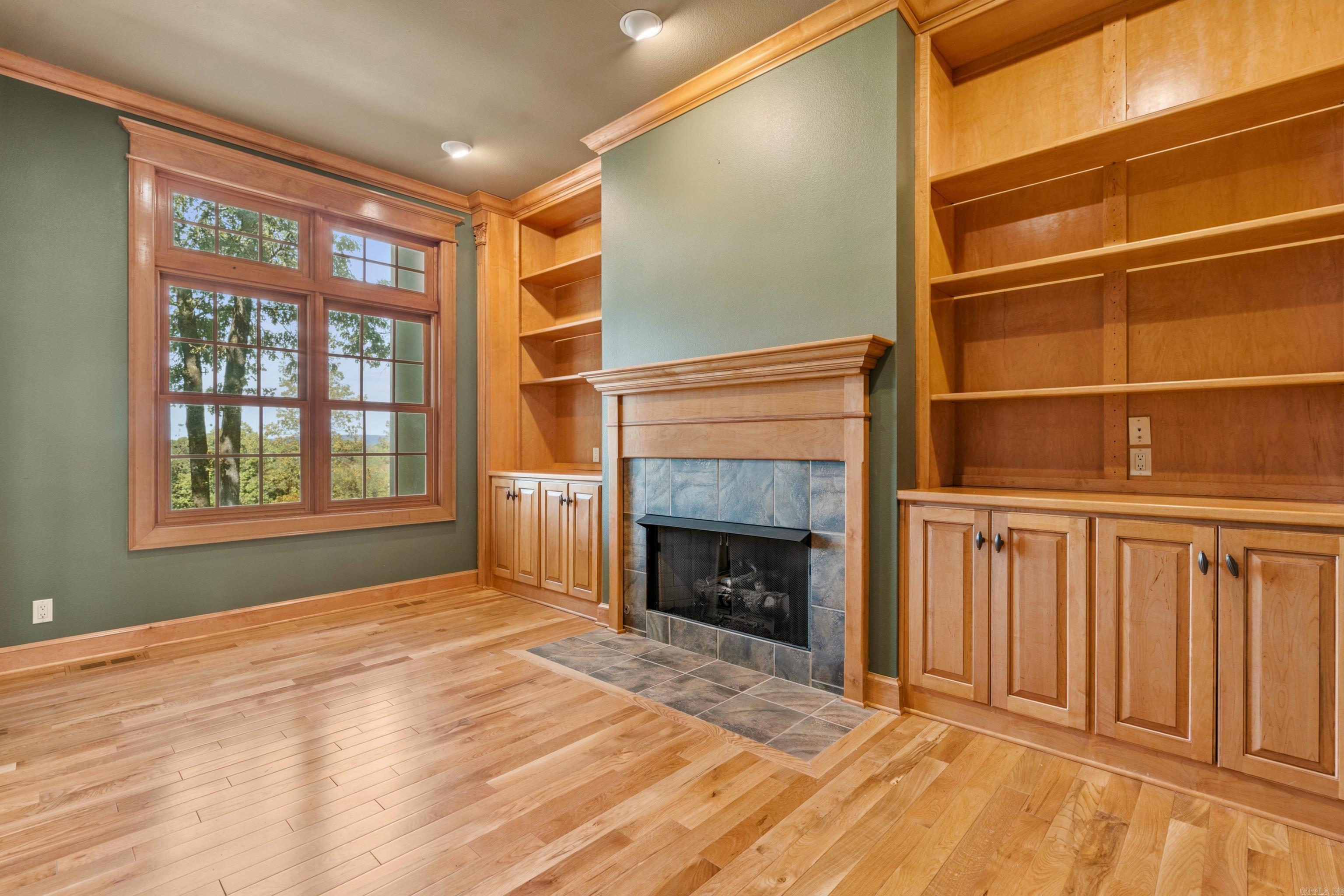 70 Stonegate Terrace Property Photo 8