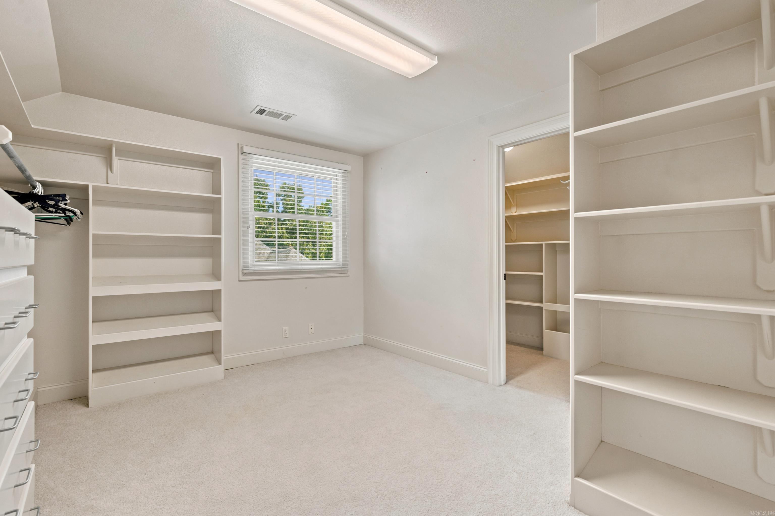 70 Stonegate Terrace Property Photo 34