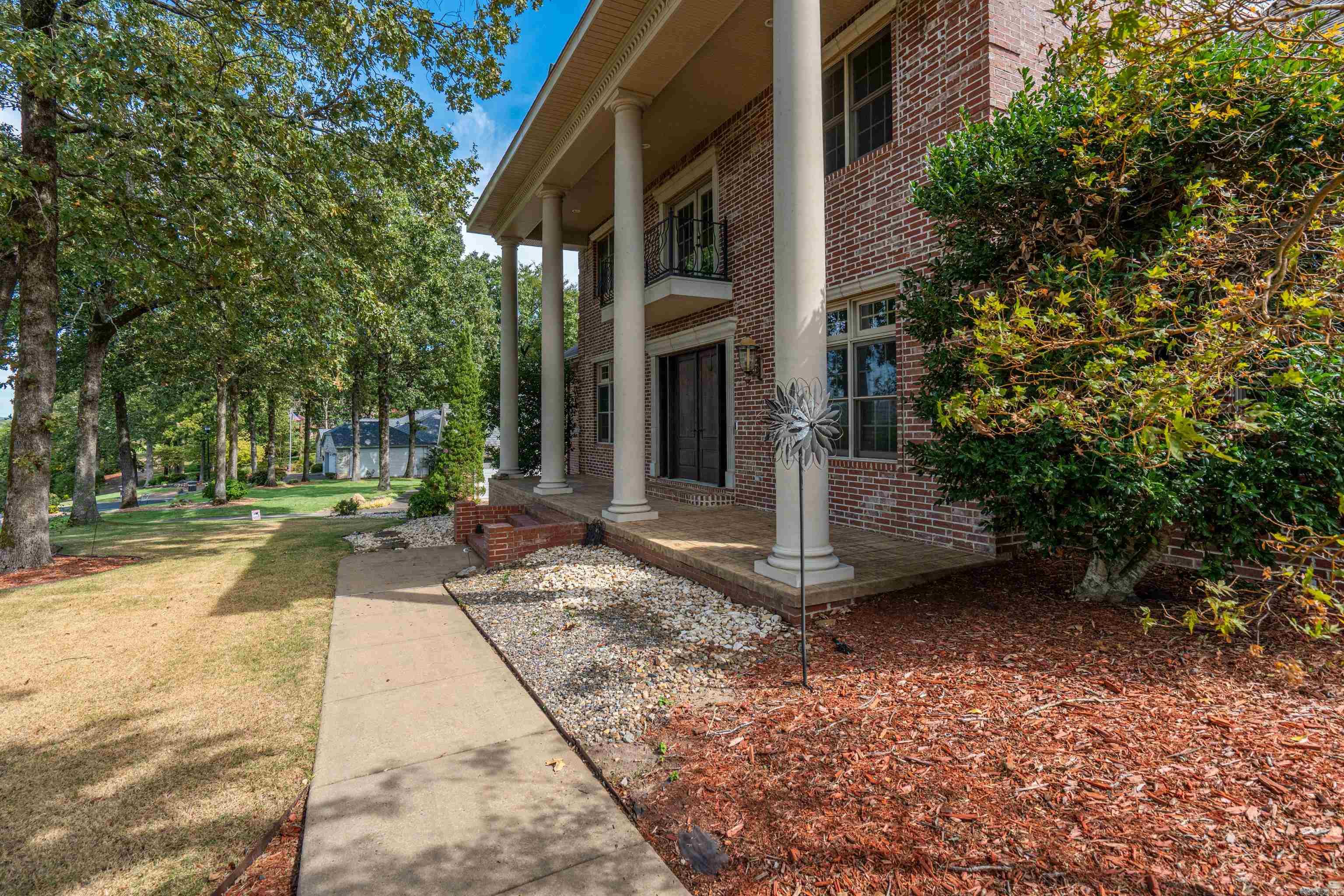 70 Stonegate Terrace Property Photo 49