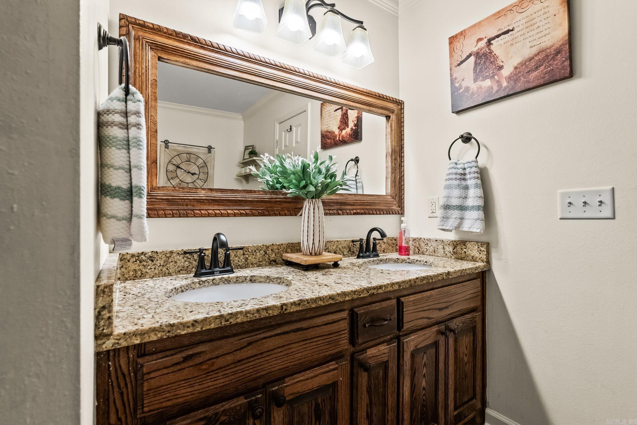29 Piney Property Photo 13