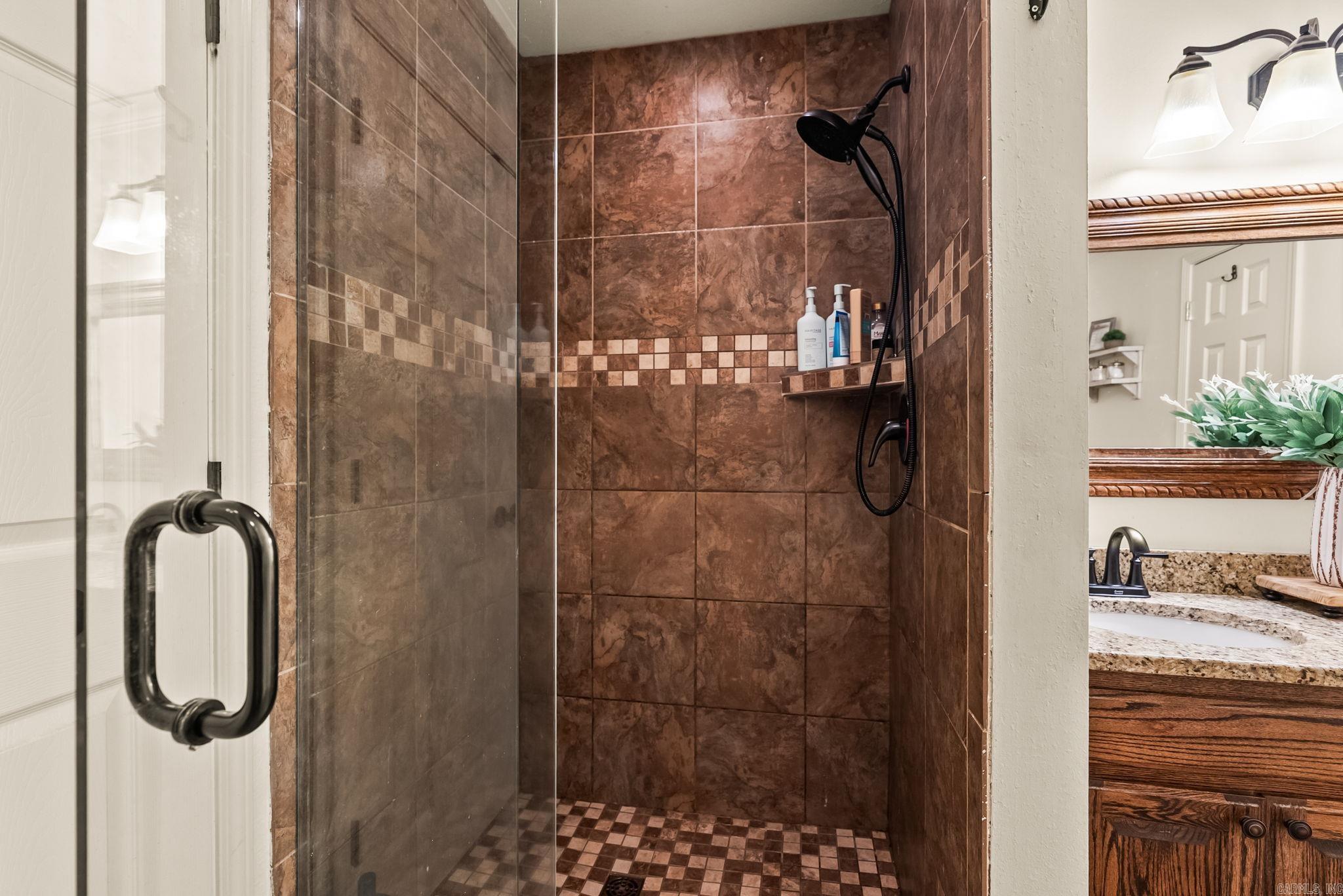 29 Piney Property Photo 14