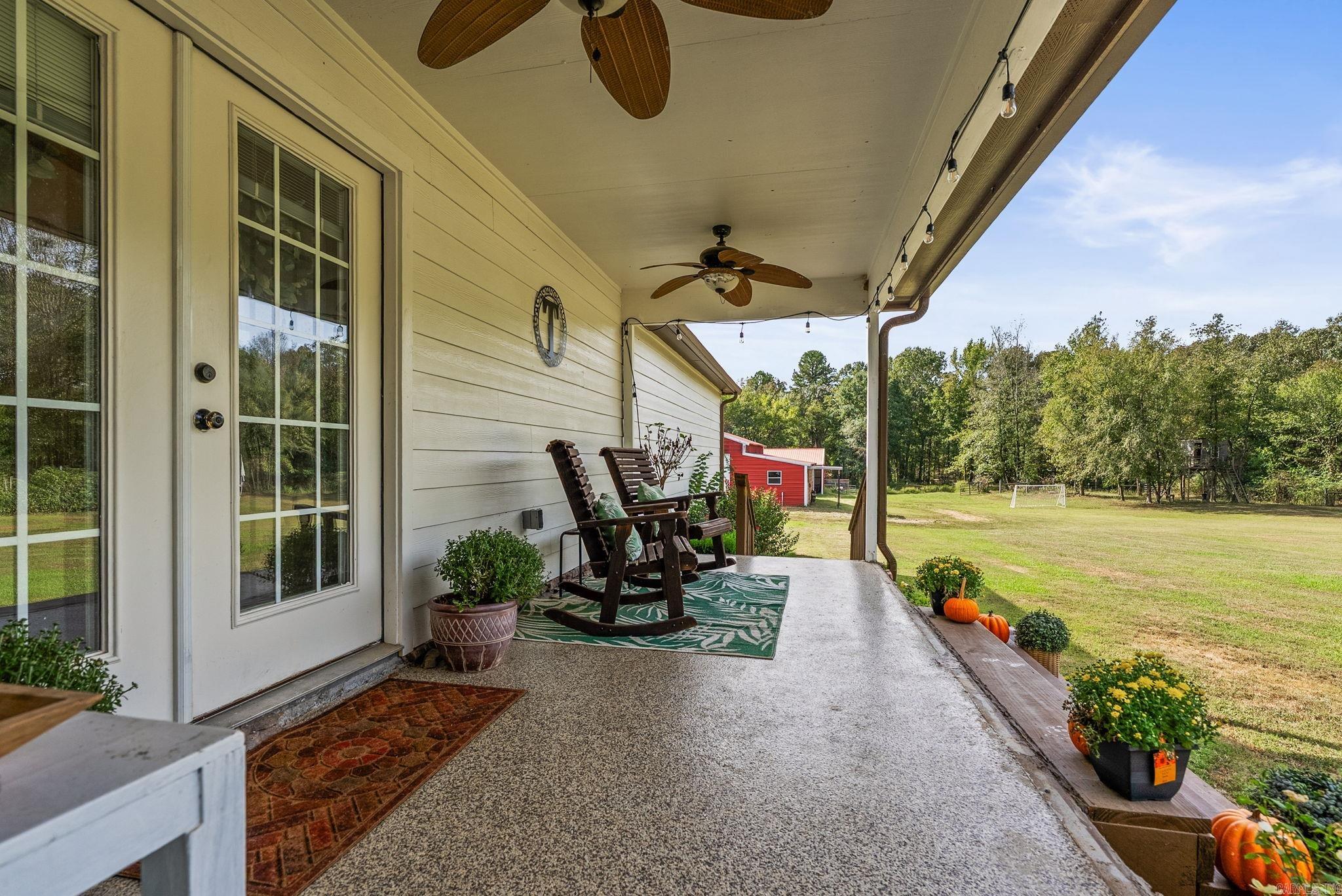 29 Piney Property Photo 27