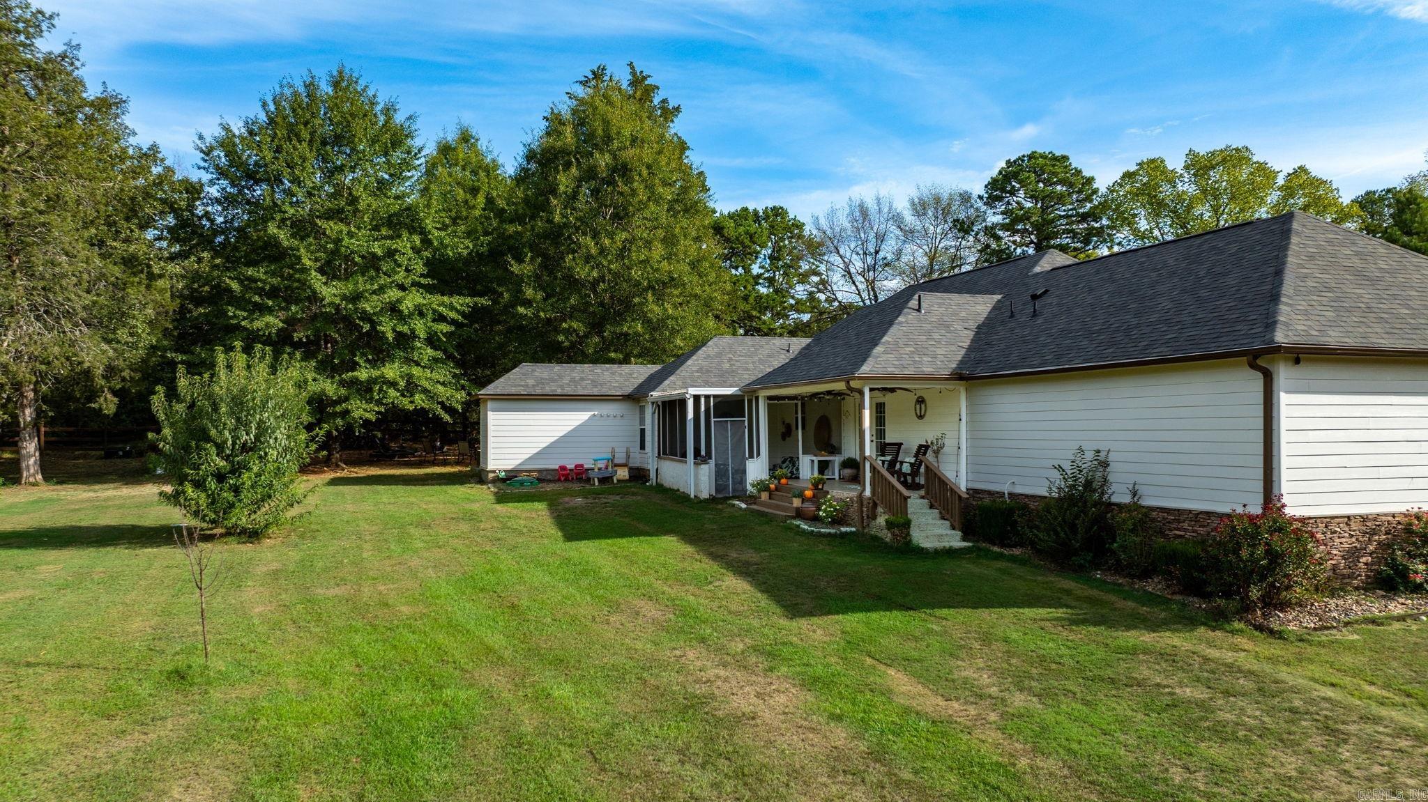 29 Piney Property Photo 28