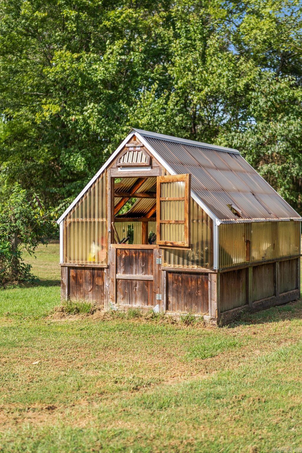 29 Piney Property Photo 35
