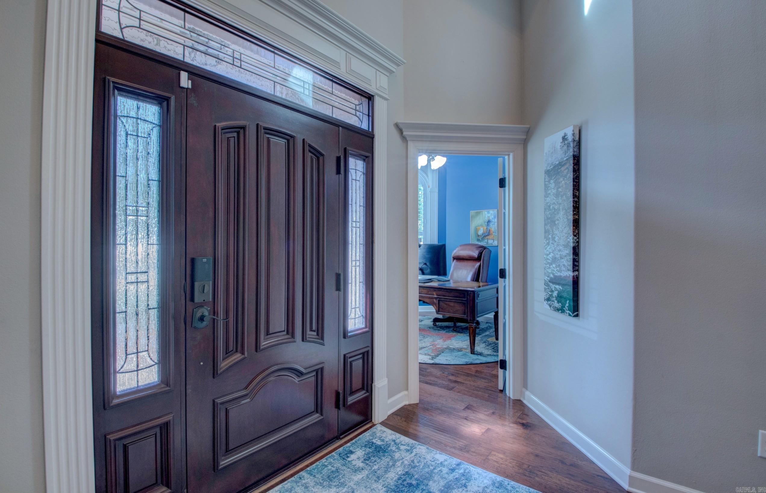32 Tournay Circle Property Photo 8