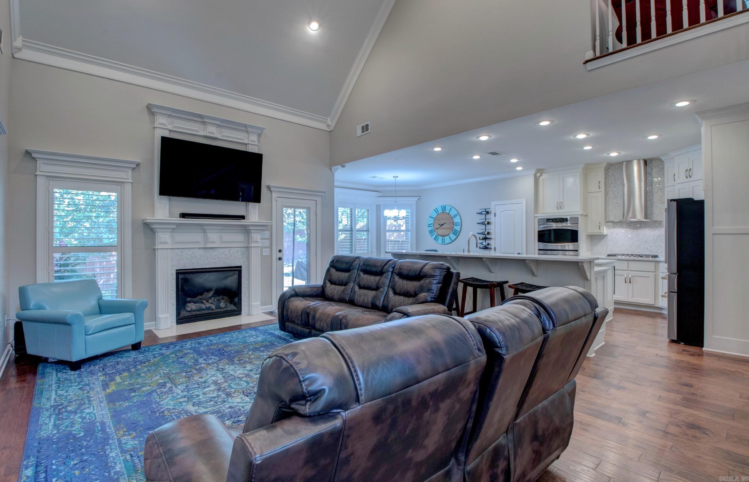 32 Tournay Circle Property Photo 12