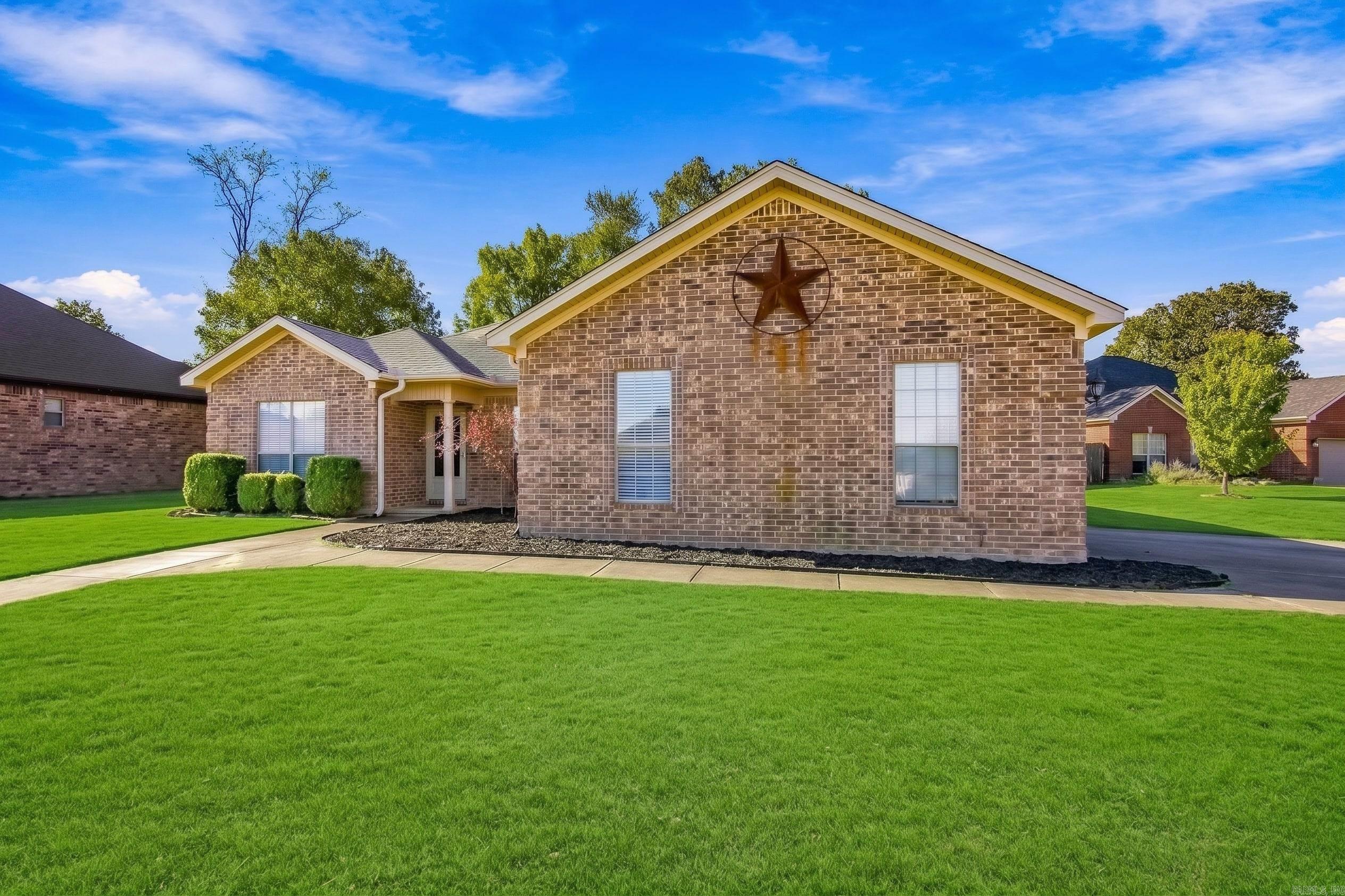 6033 Flight Court Property Photo 1