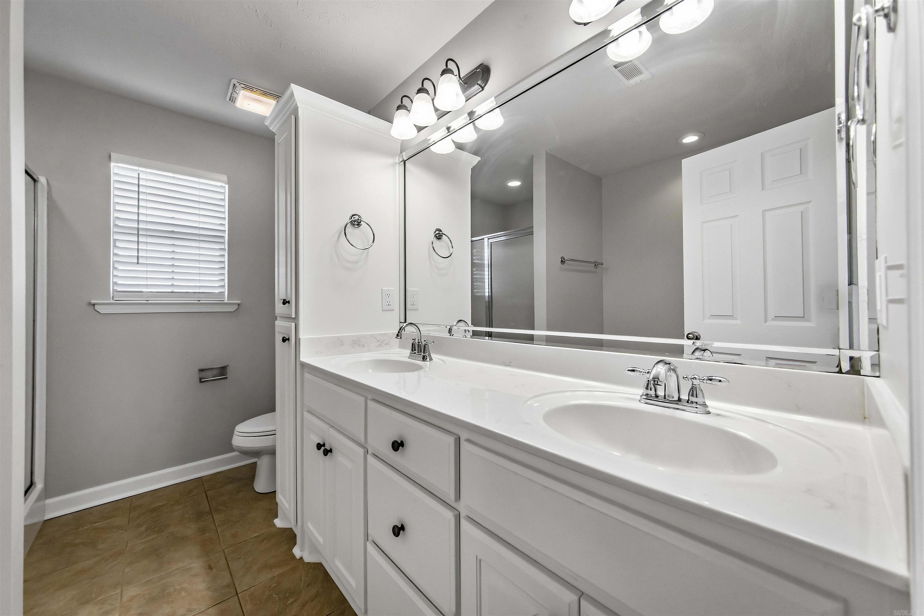 6033 Flight Court Property Photo 16