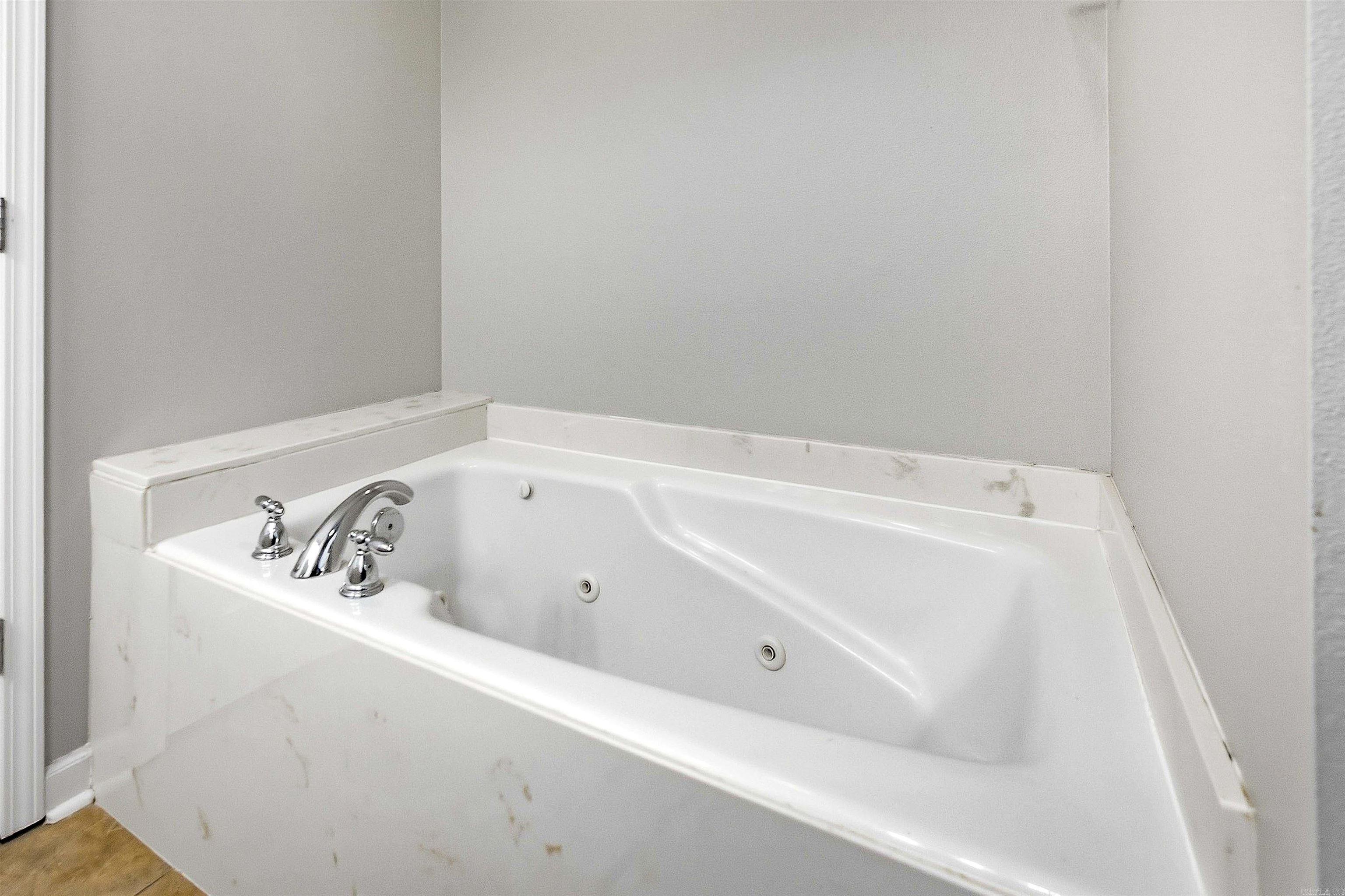 6033 Flight Court Property Photo 18