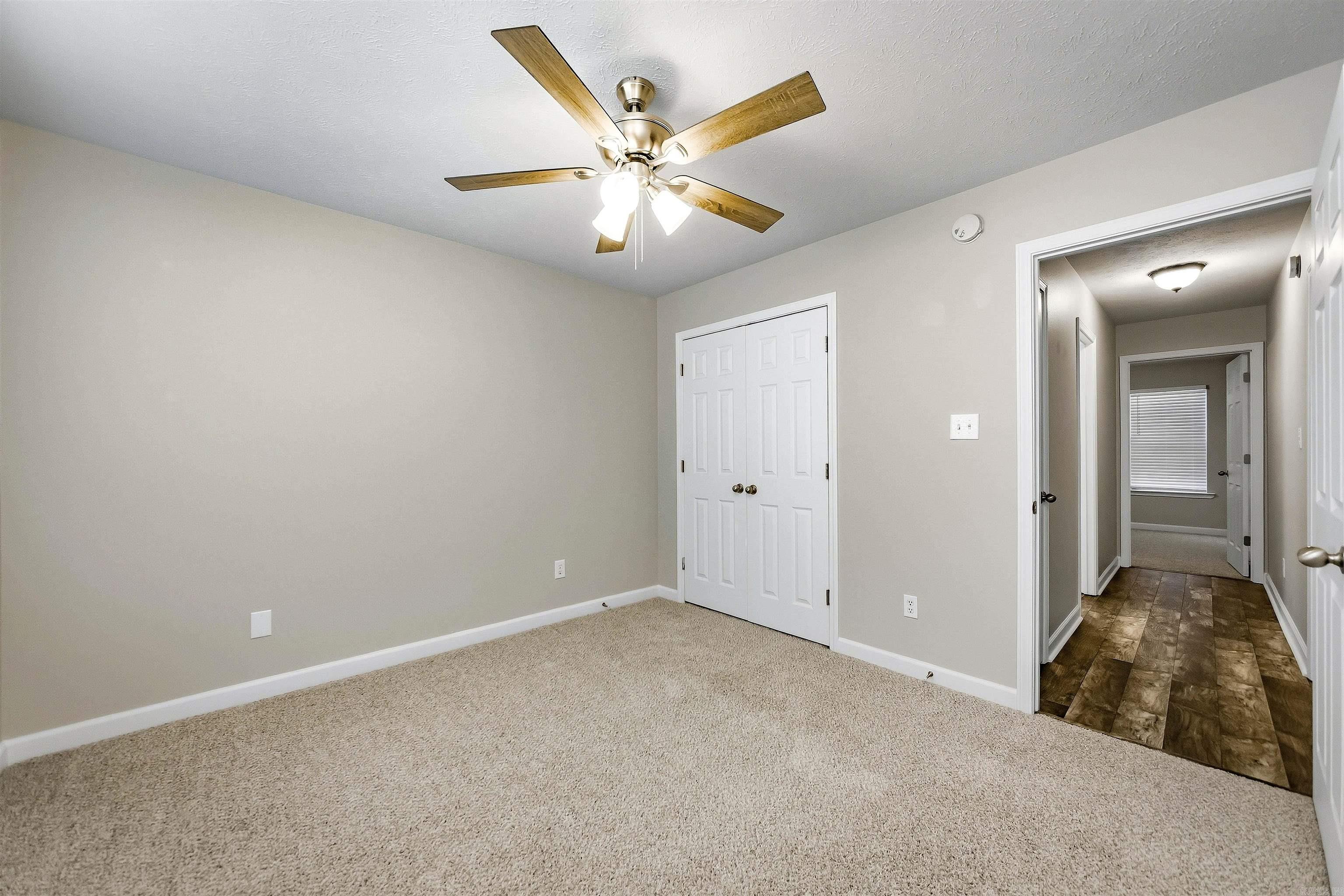 6033 Flight Court Property Photo 25