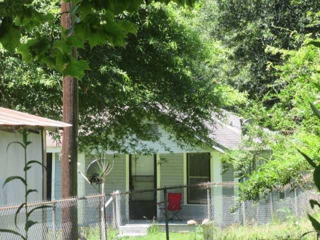 17122 And 17124 Arch Street Property Photo 10