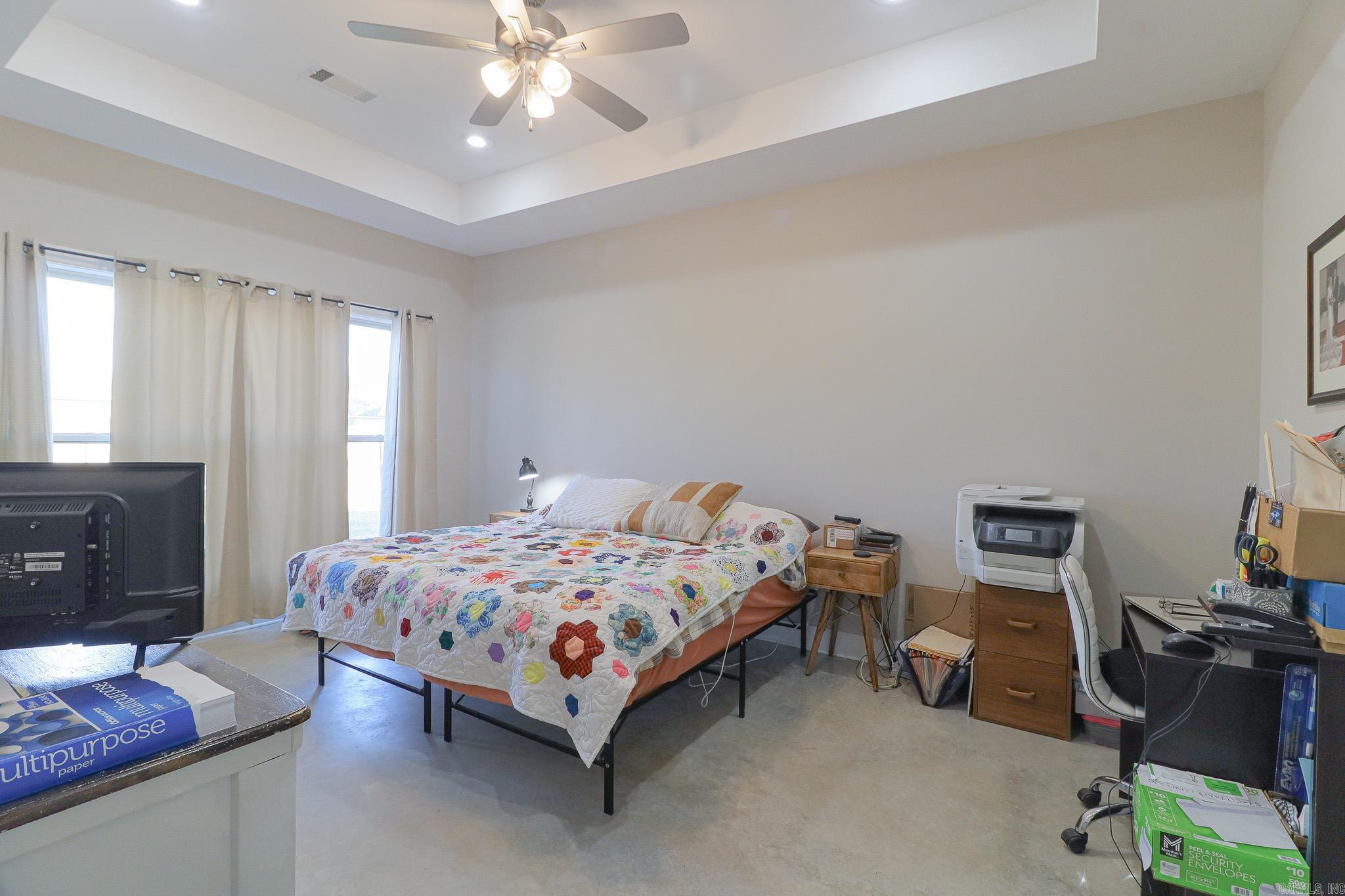 302 Hollis Street Property Photo 23