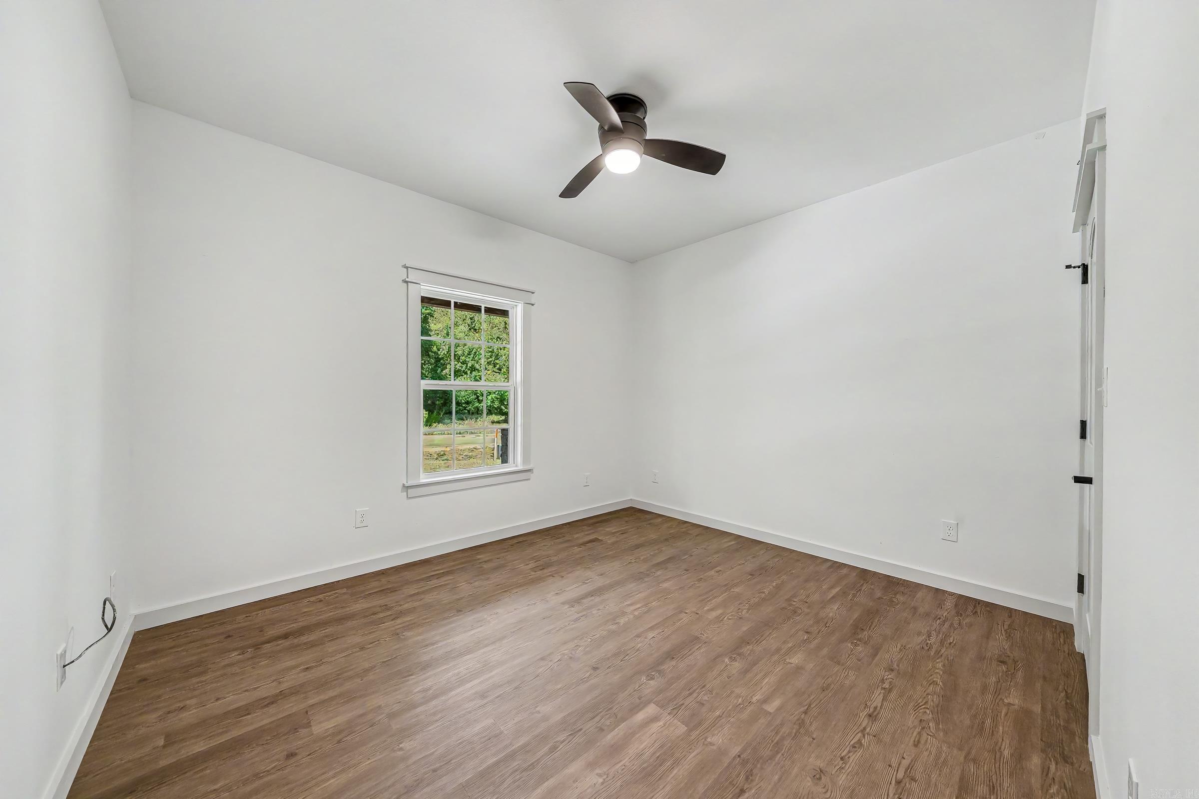 110 Jt Jt Cr Property Photo 33