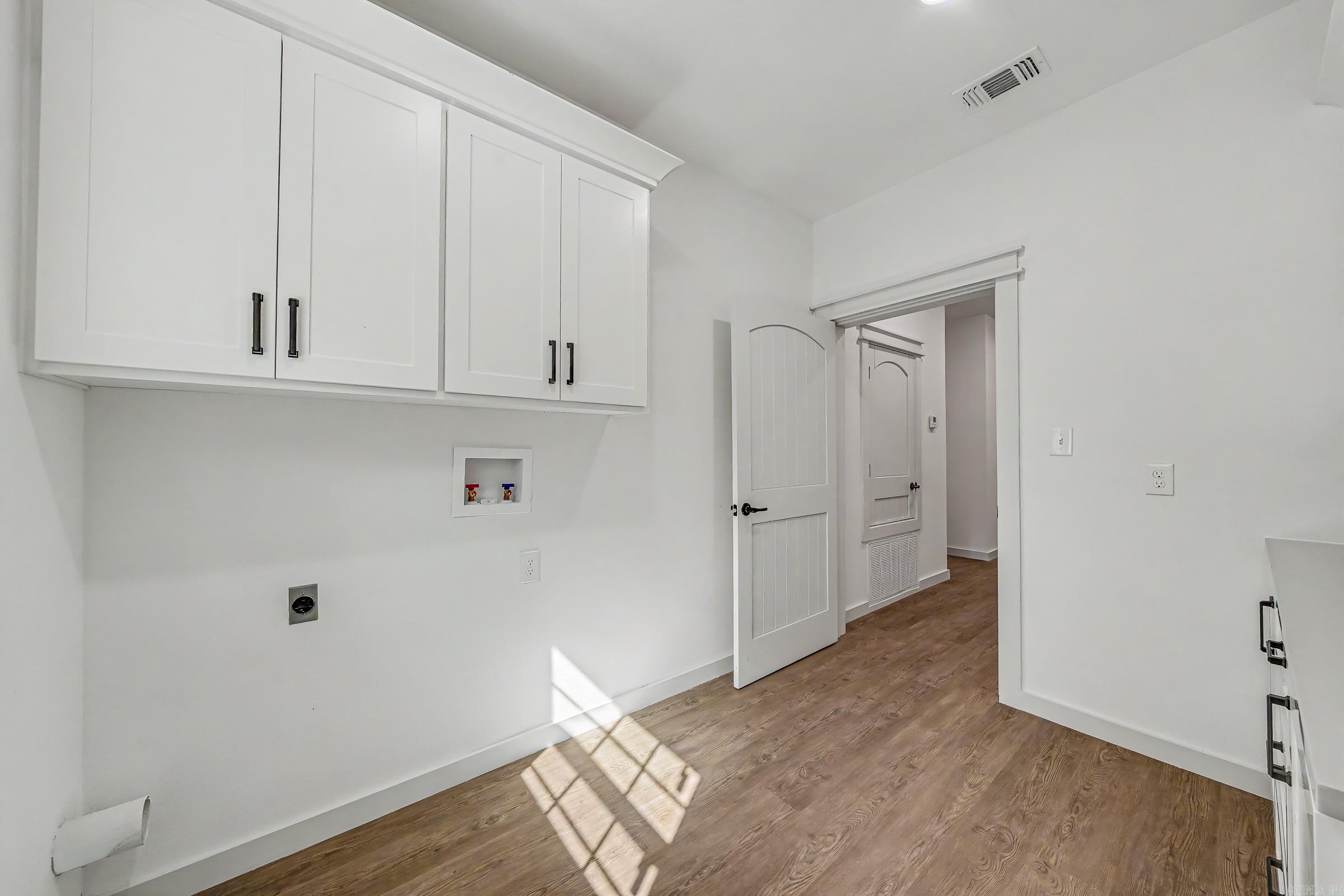 110 Jt Jt Cr Property Photo 44
