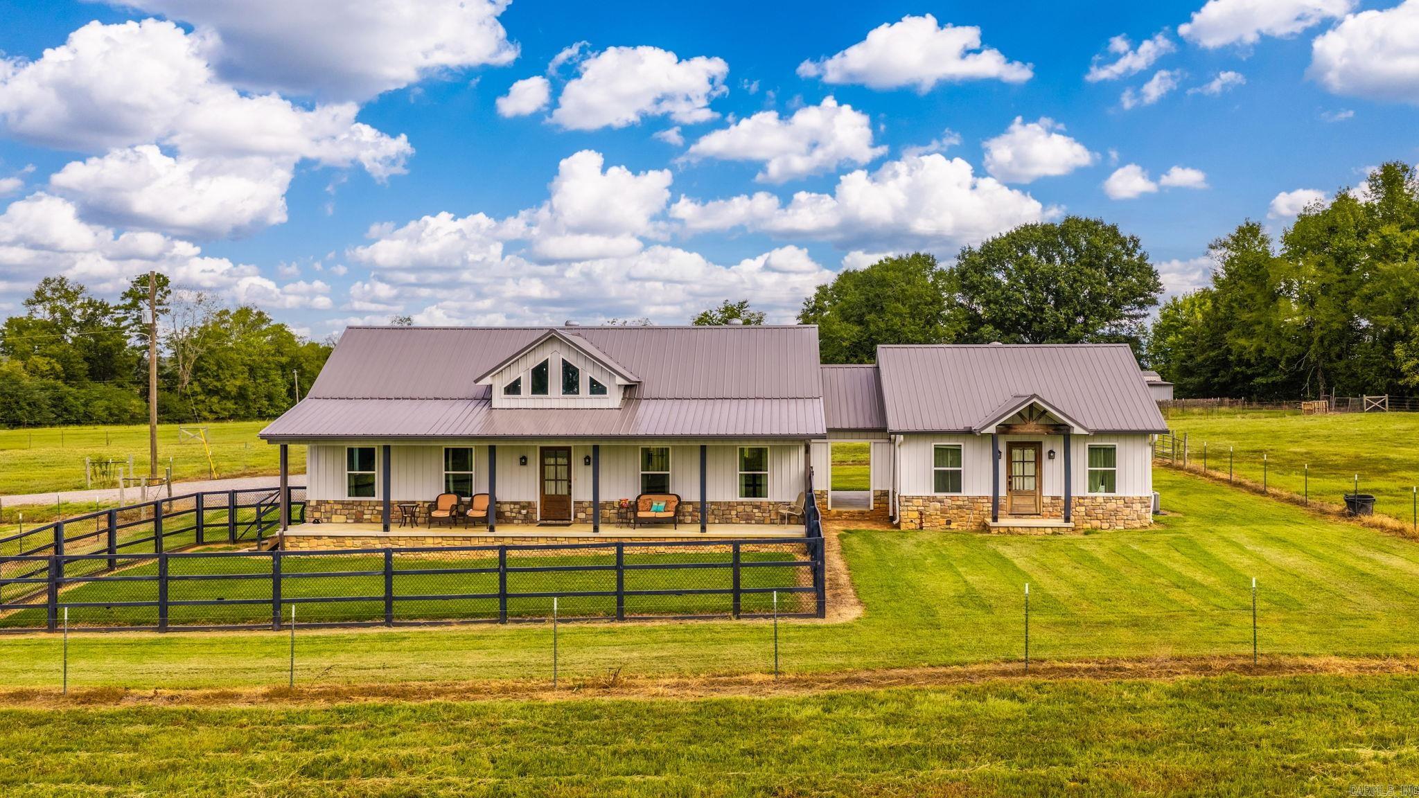 6 Mahan Property Photo 1