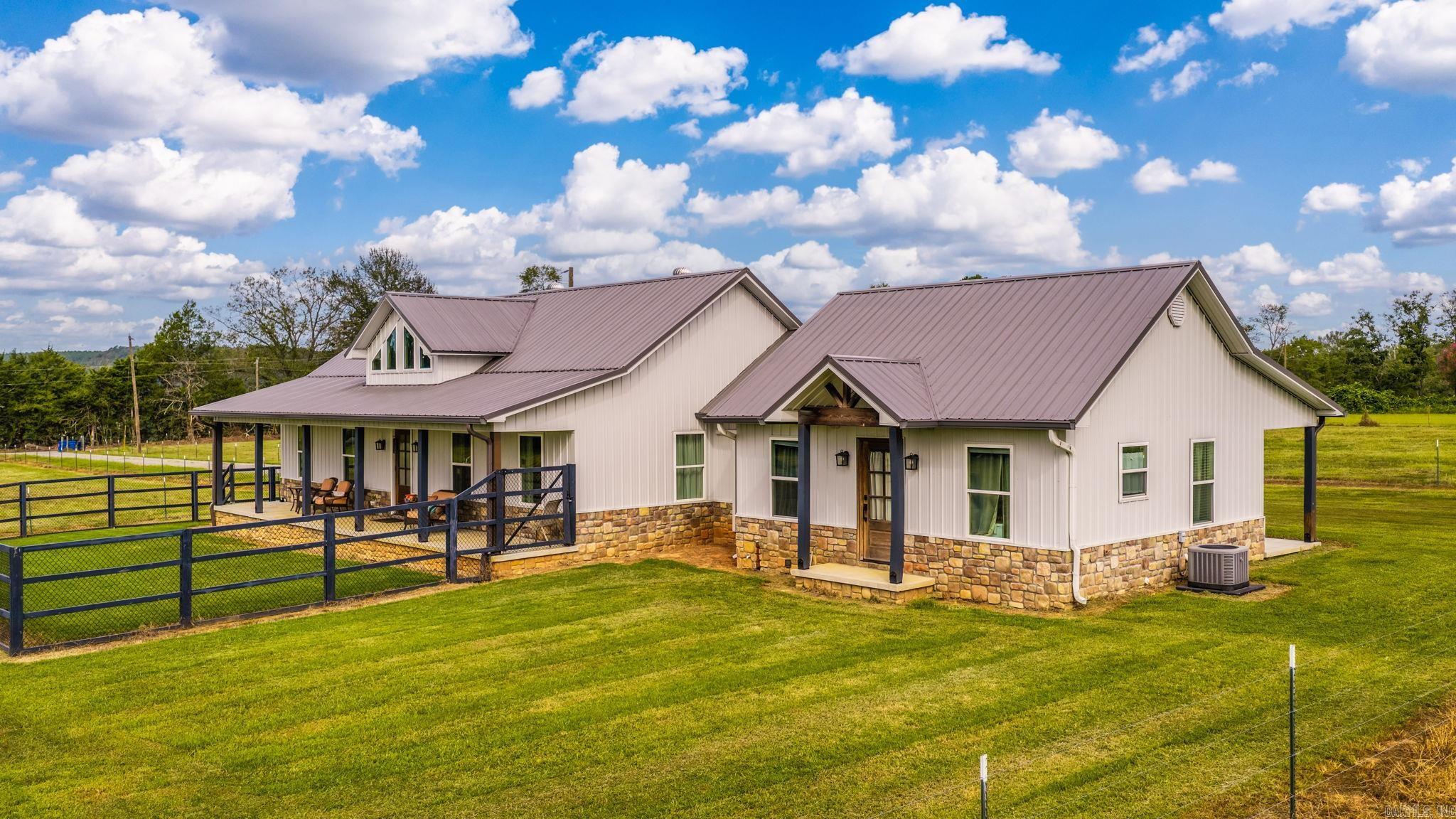 6 Mahan Property Photo 4