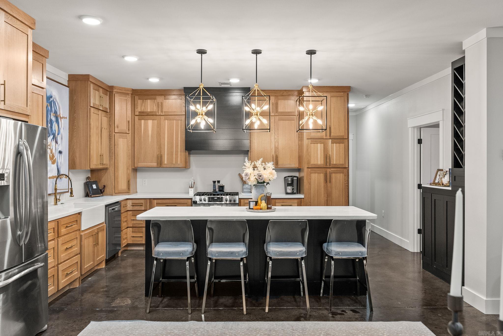 6 Mahan Property Photo 25