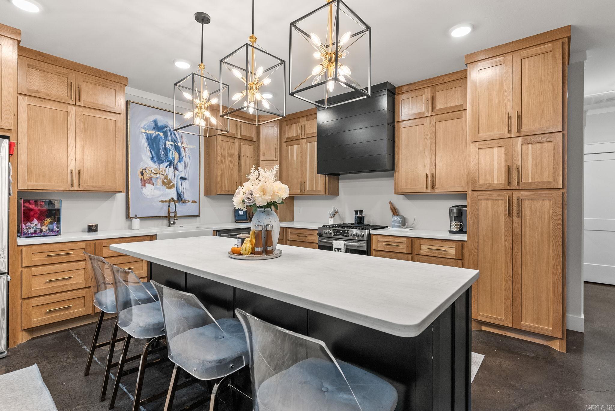 6 Mahan Property Photo 26