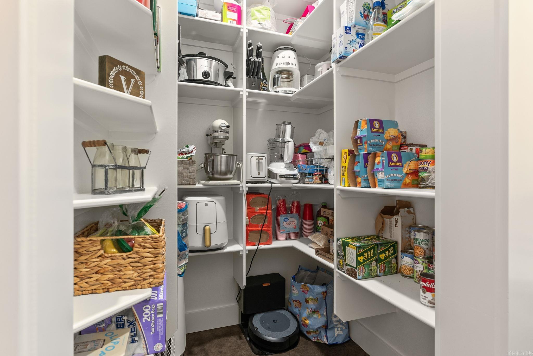 6 Mahan Property Photo 28