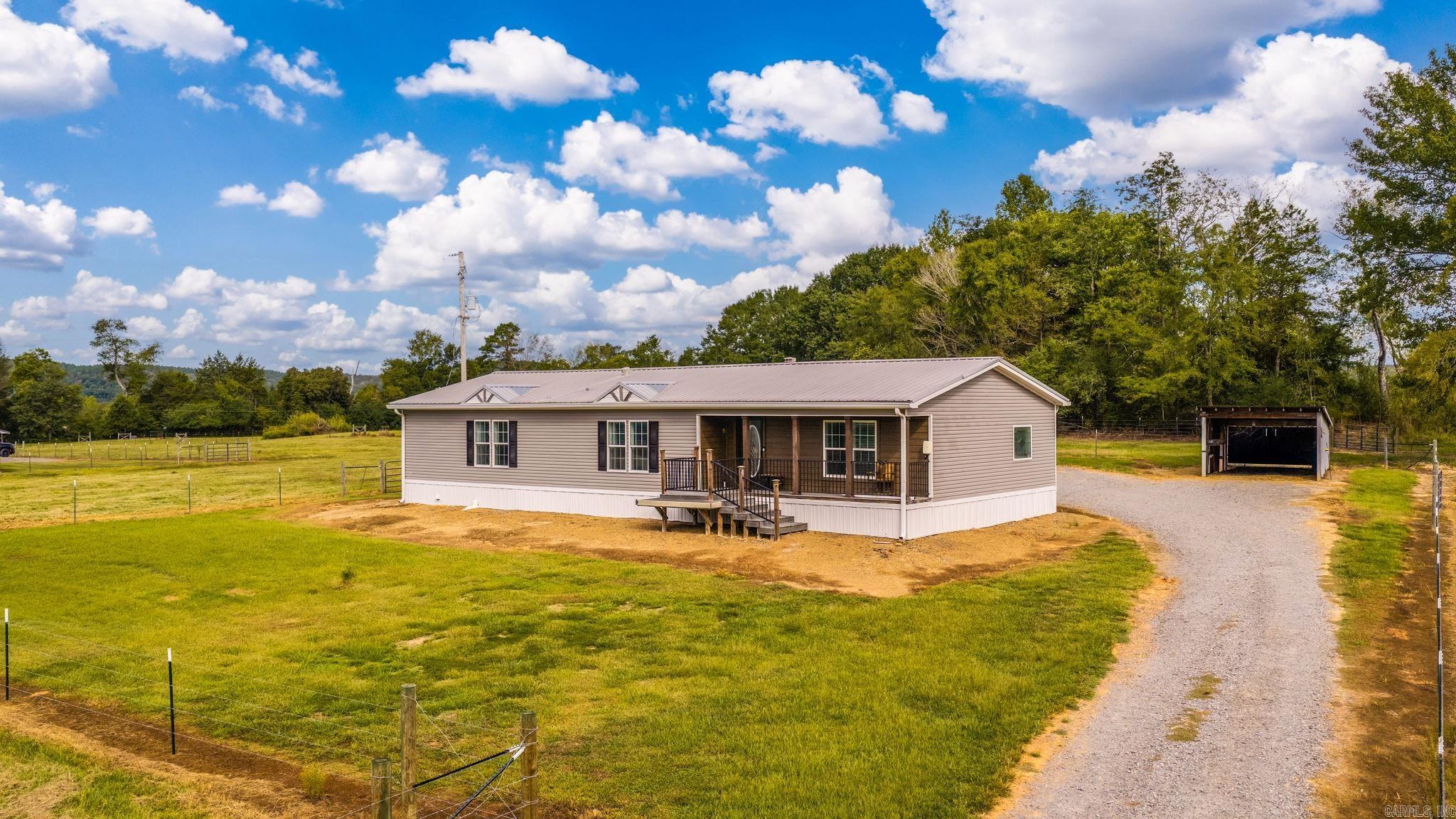 6 Mahan Property Photo 32