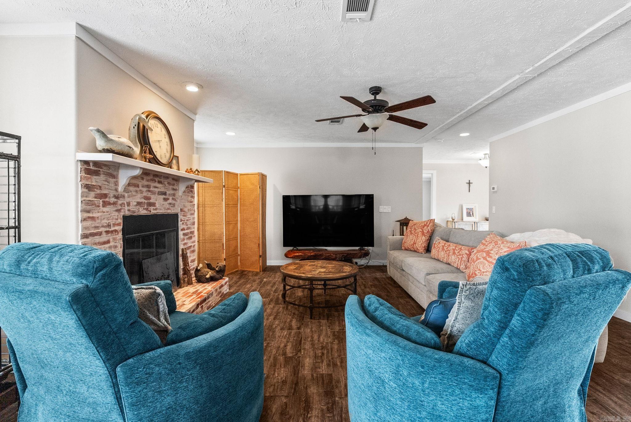 6 Mahan Property Photo 34
