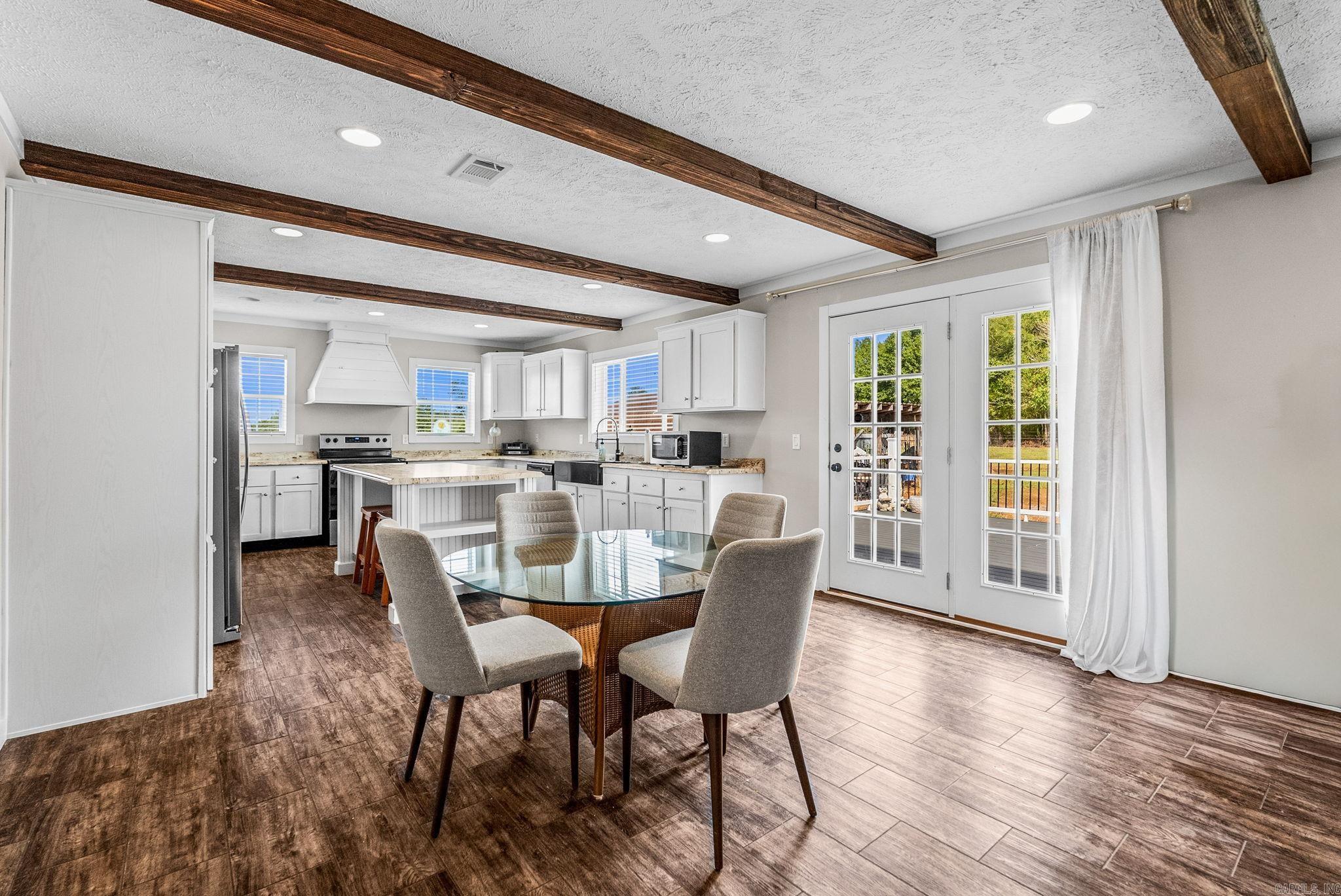 6 Mahan Property Photo 35