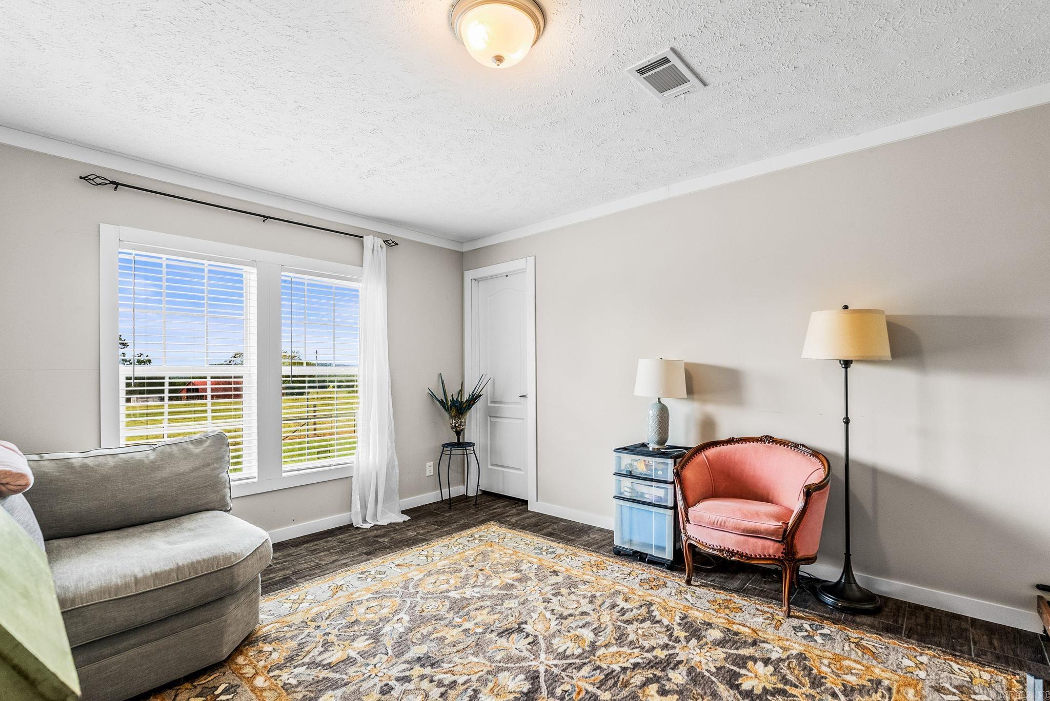 6 Mahan Property Photo 39