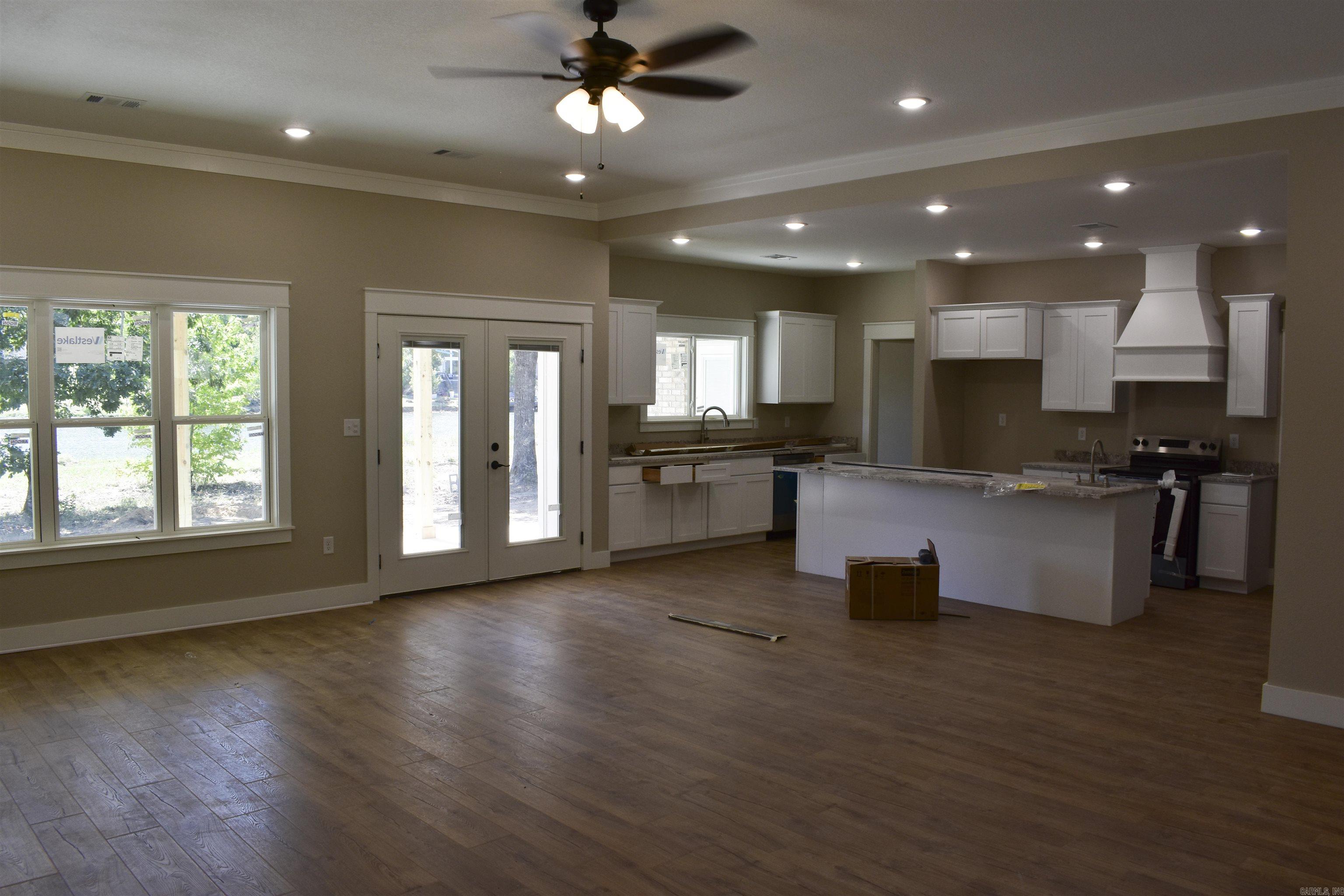 112 Rocky Branch Cove Property Photo 4