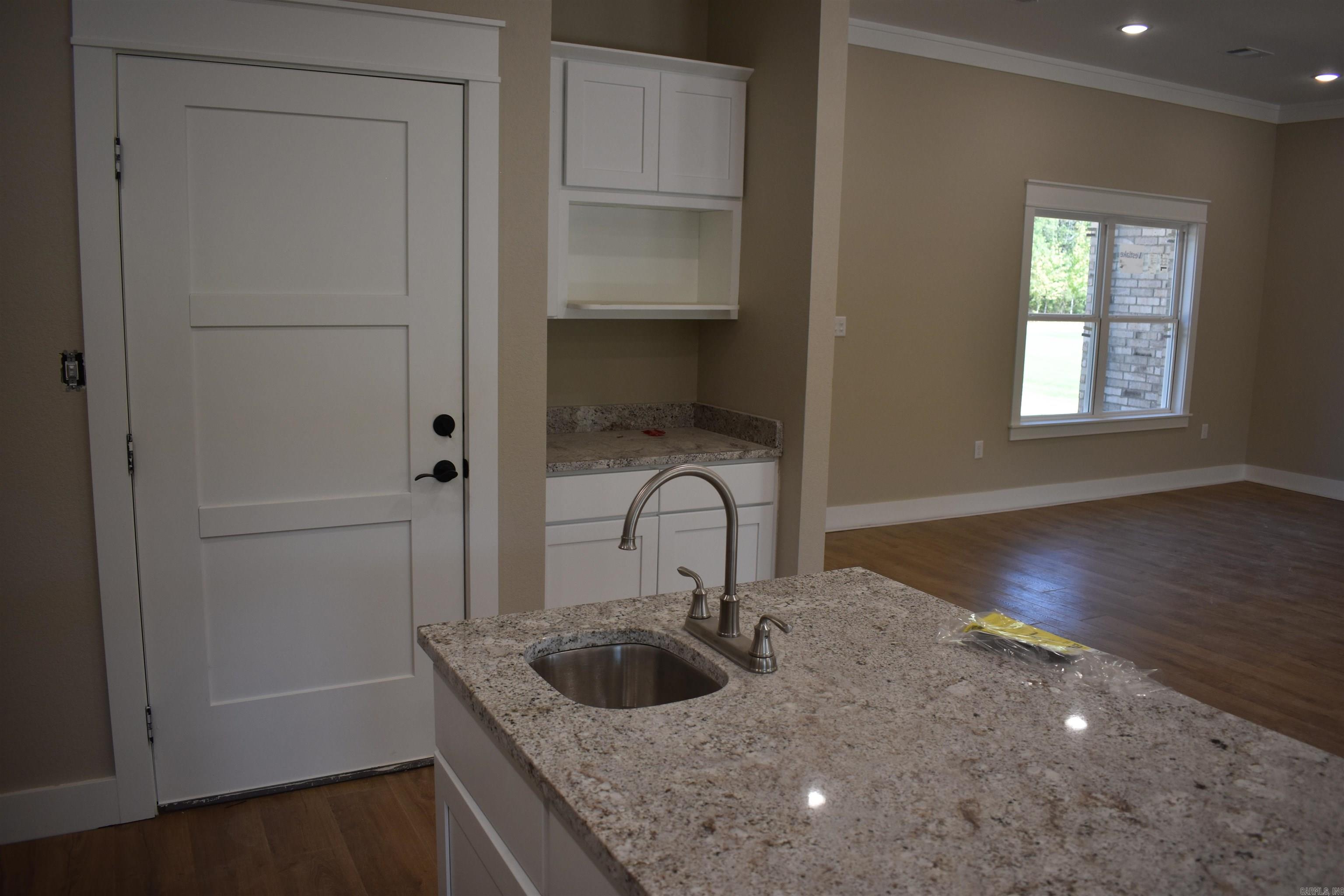 112 Rocky Branch Cove Property Photo 8