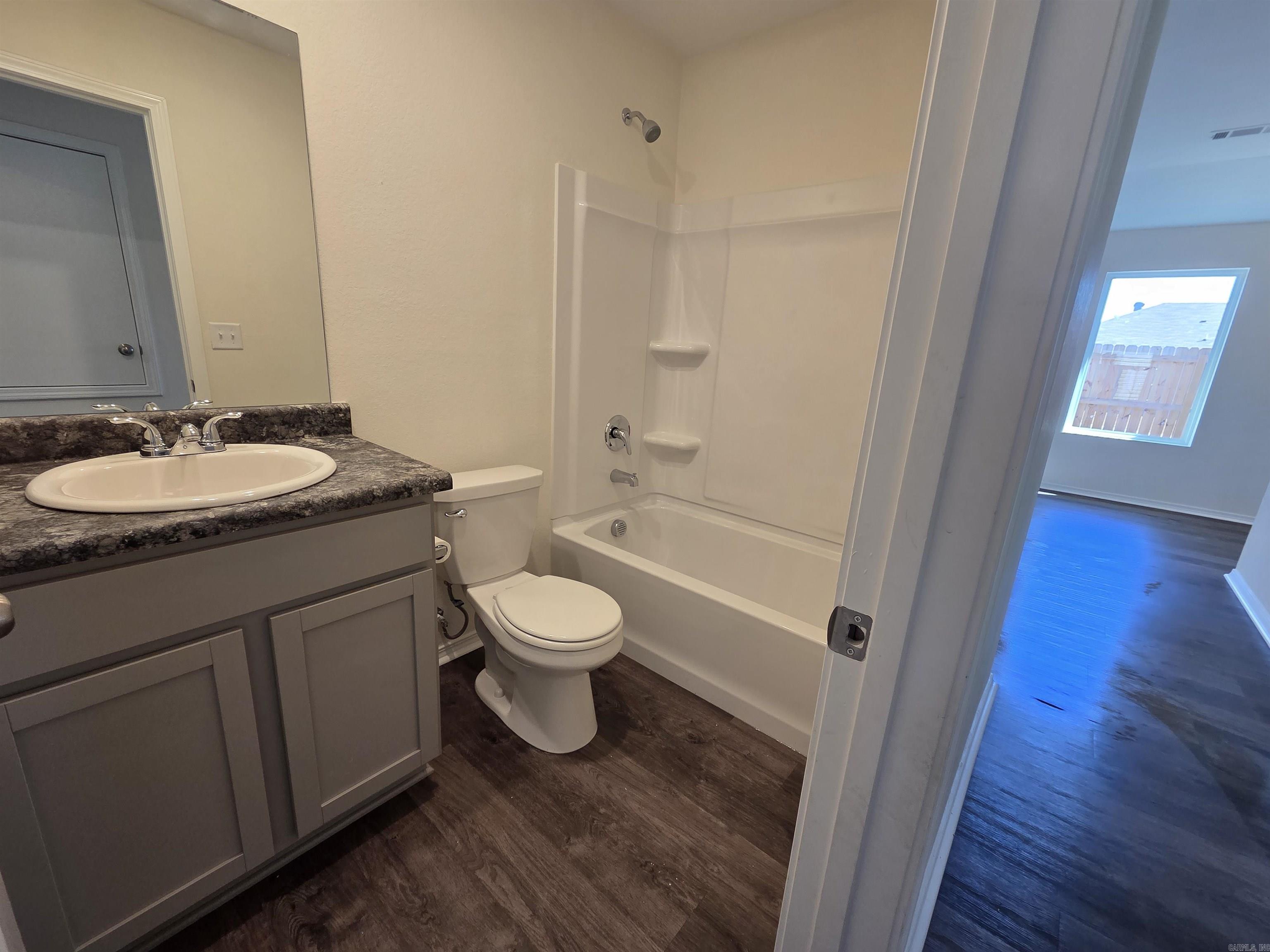 1537 Meadows Drive Property Photo 15
