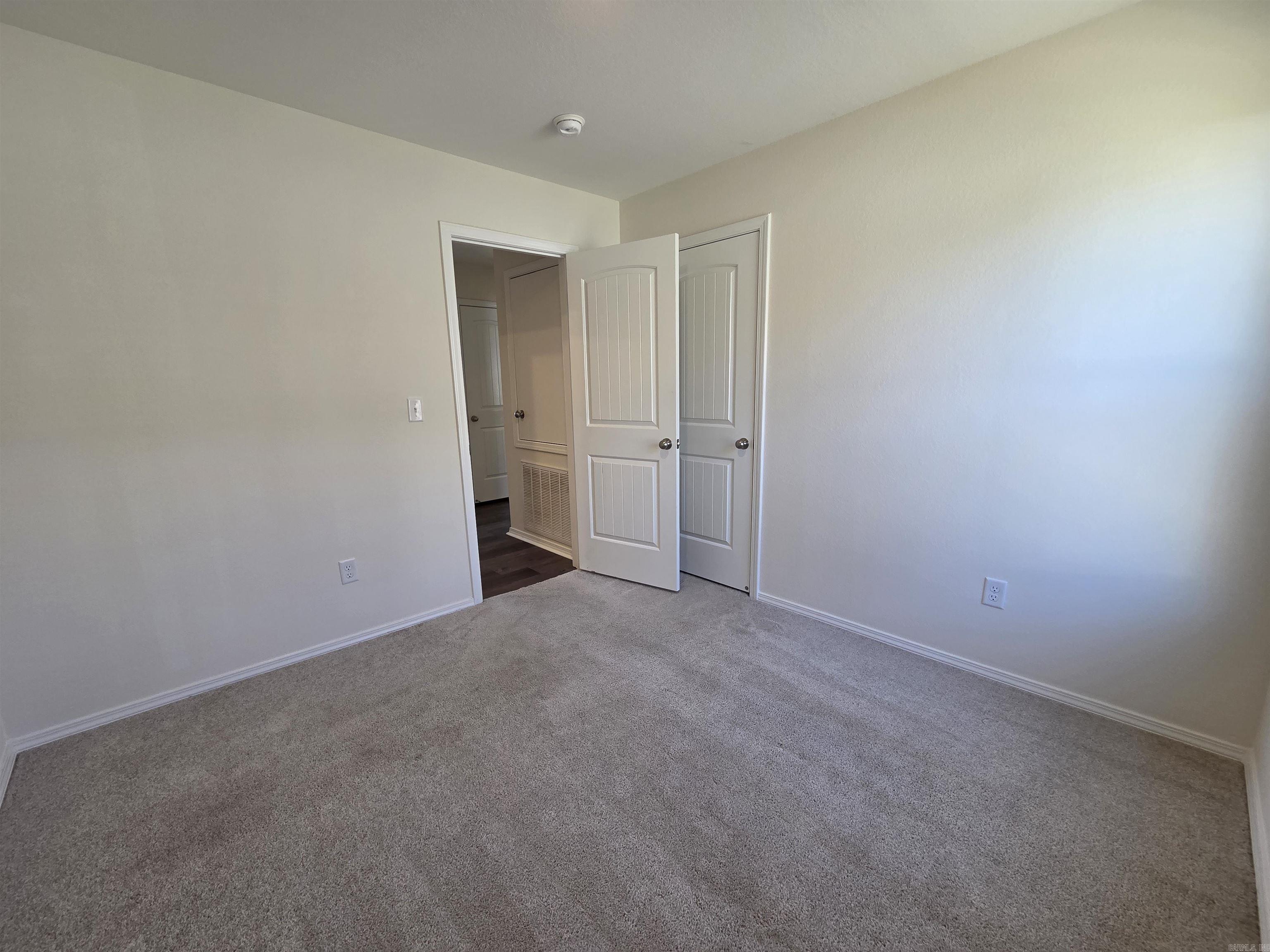 1537 Meadows Drive Property Photo 16