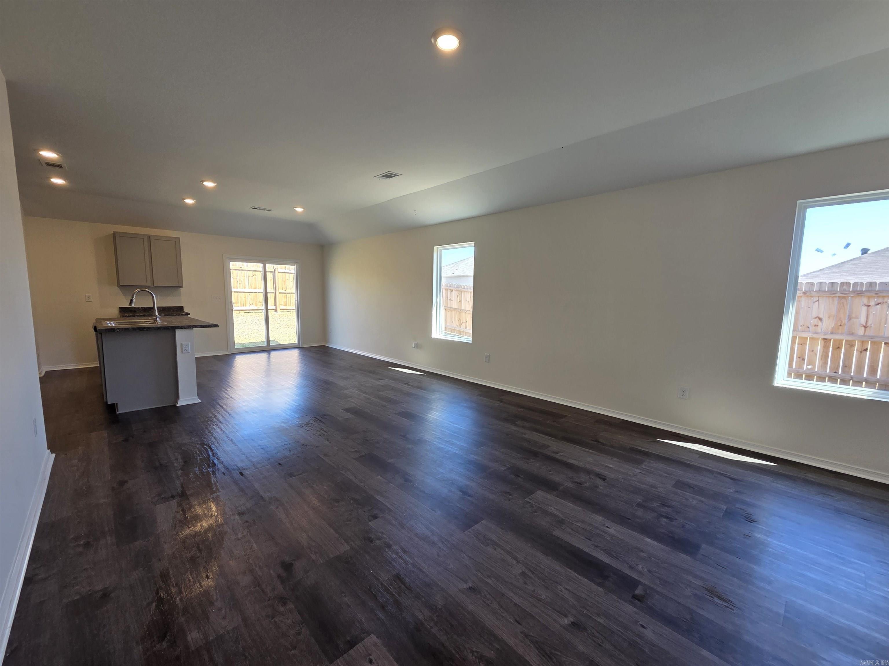 1537 Meadows Drive Property Photo 26