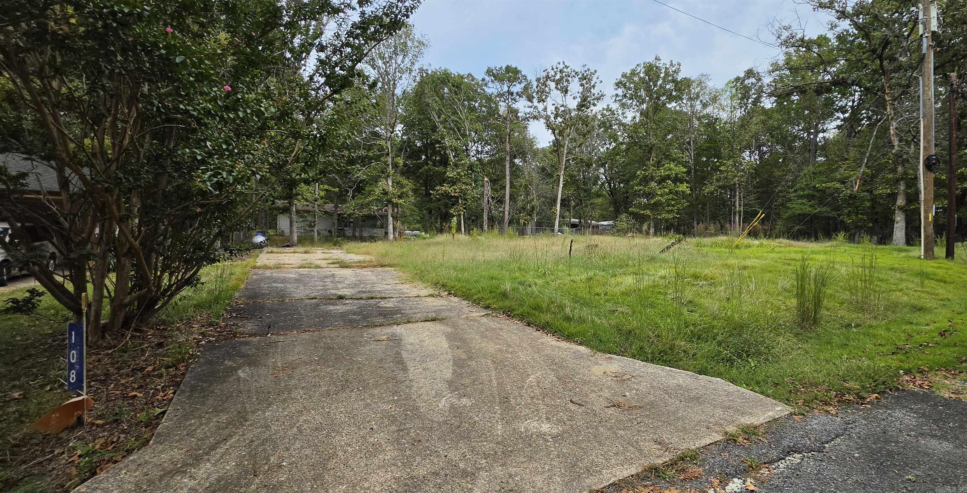 108 Meadow Lane Property Photo 3