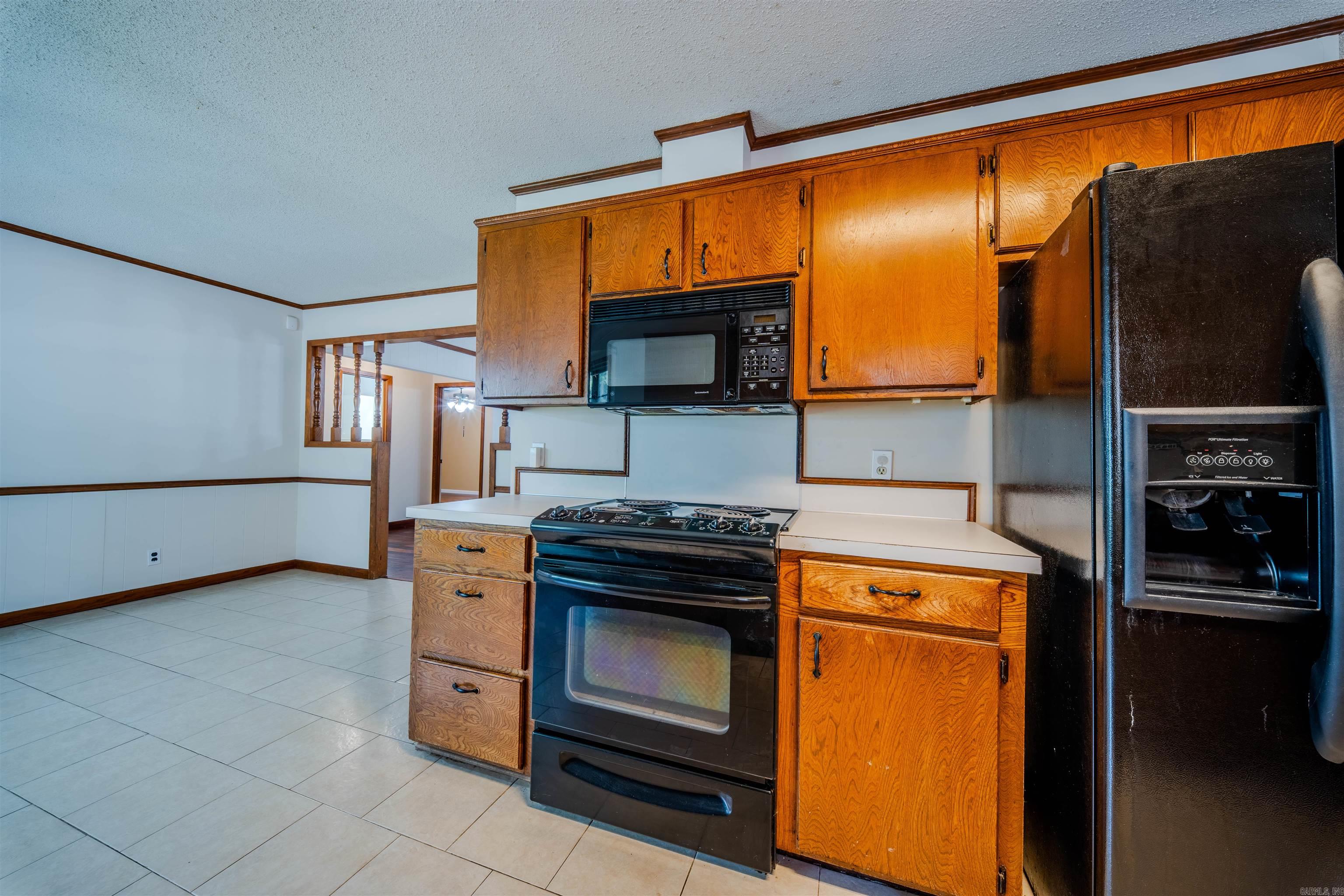 1174 Fabre Circle Property Photo 14