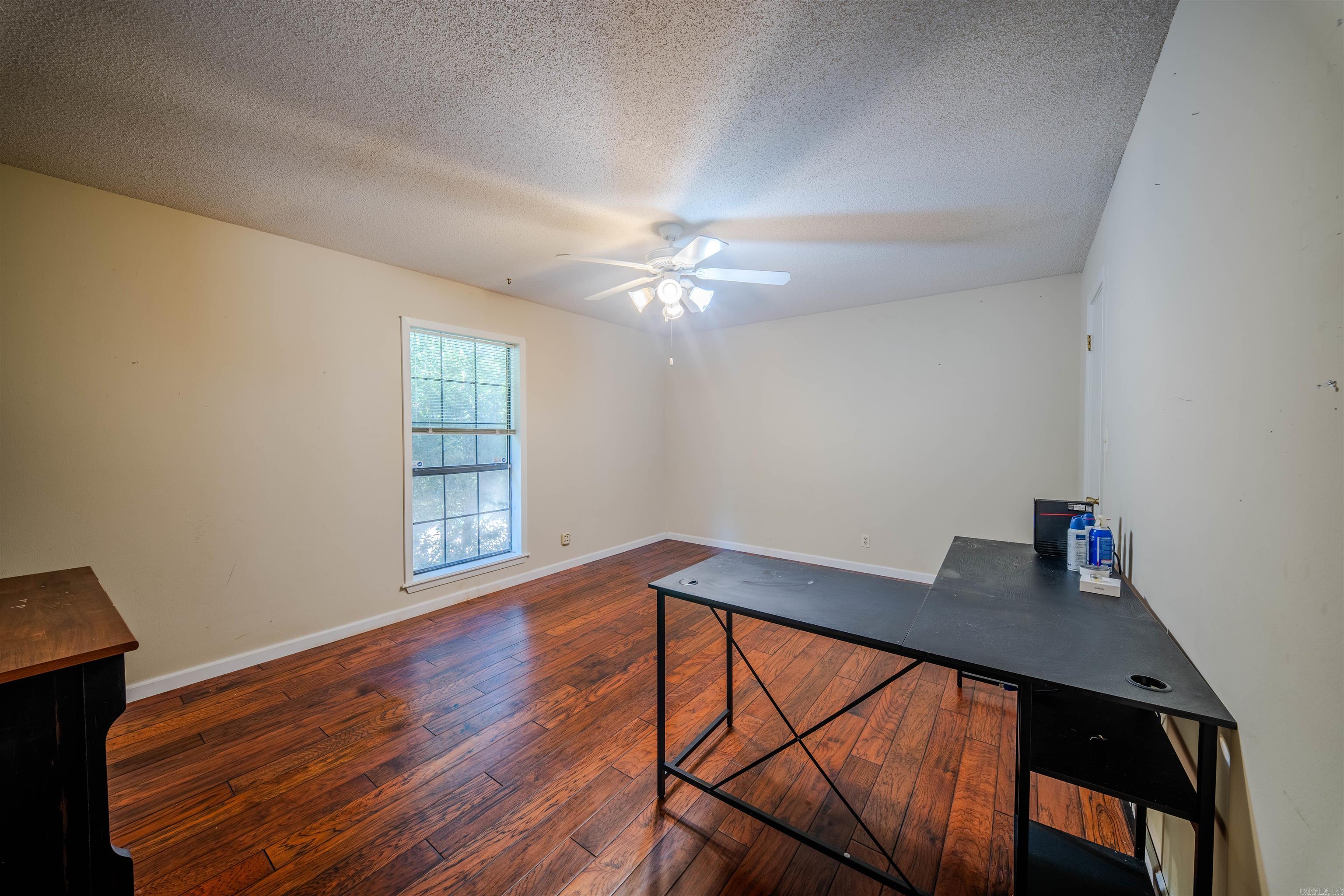1174 Fabre Circle Property Photo 20