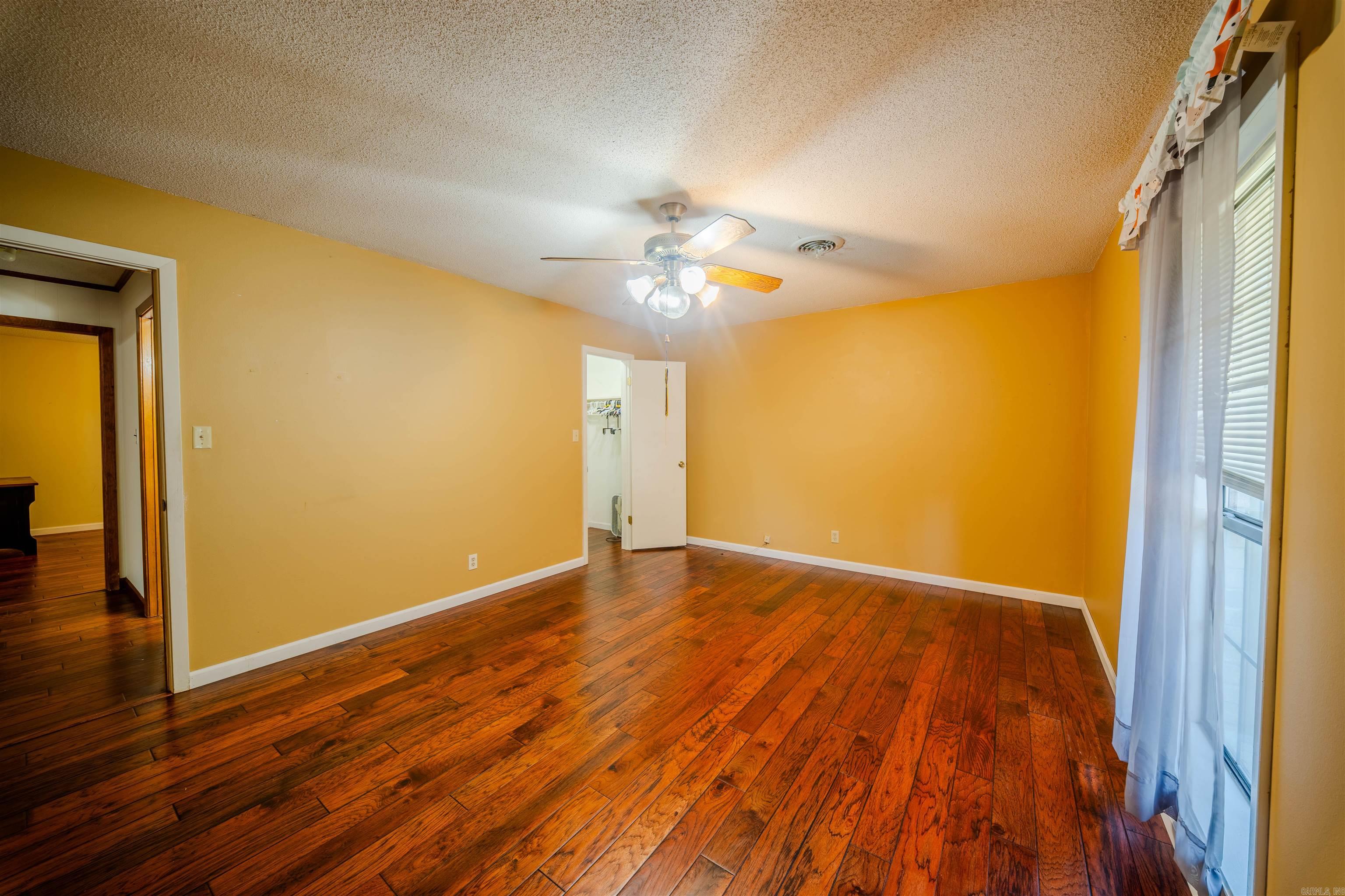 1174 Fabre Circle Property Photo 25