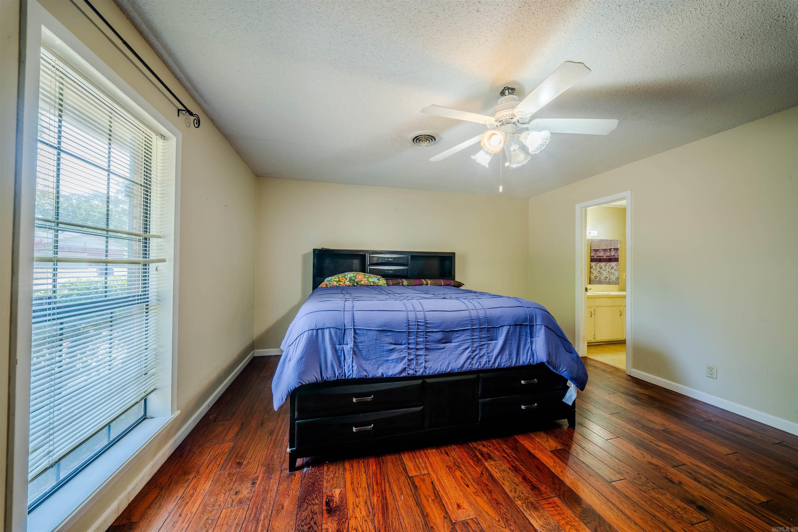 1174 Fabre Circle Property Photo 28