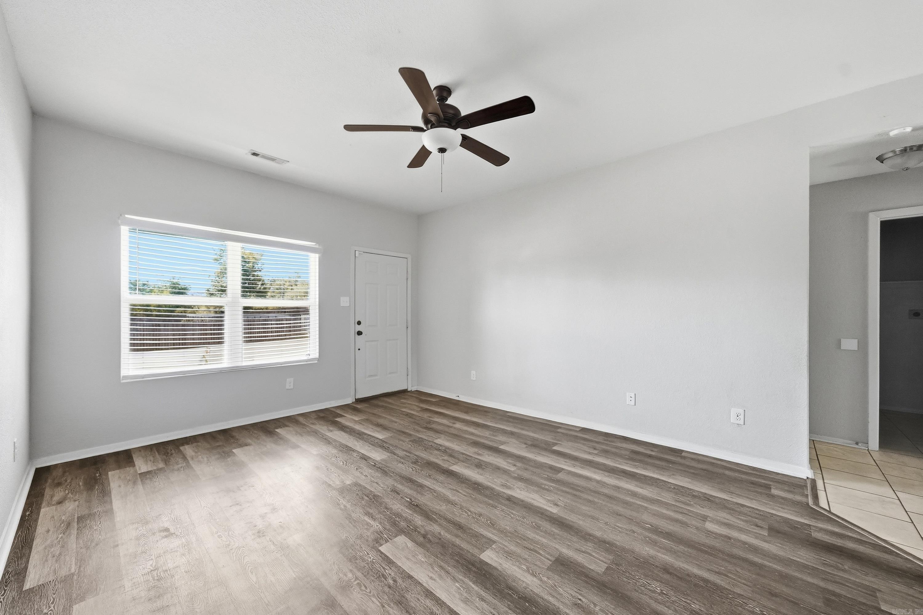 22 Oakland Circle Property Photo 7