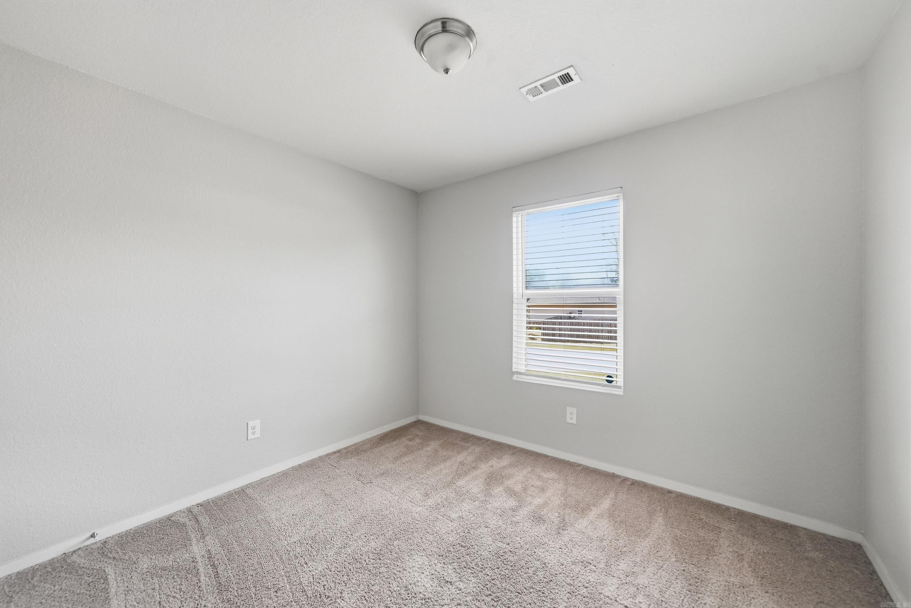 22 Oakland Circle Property Photo 27