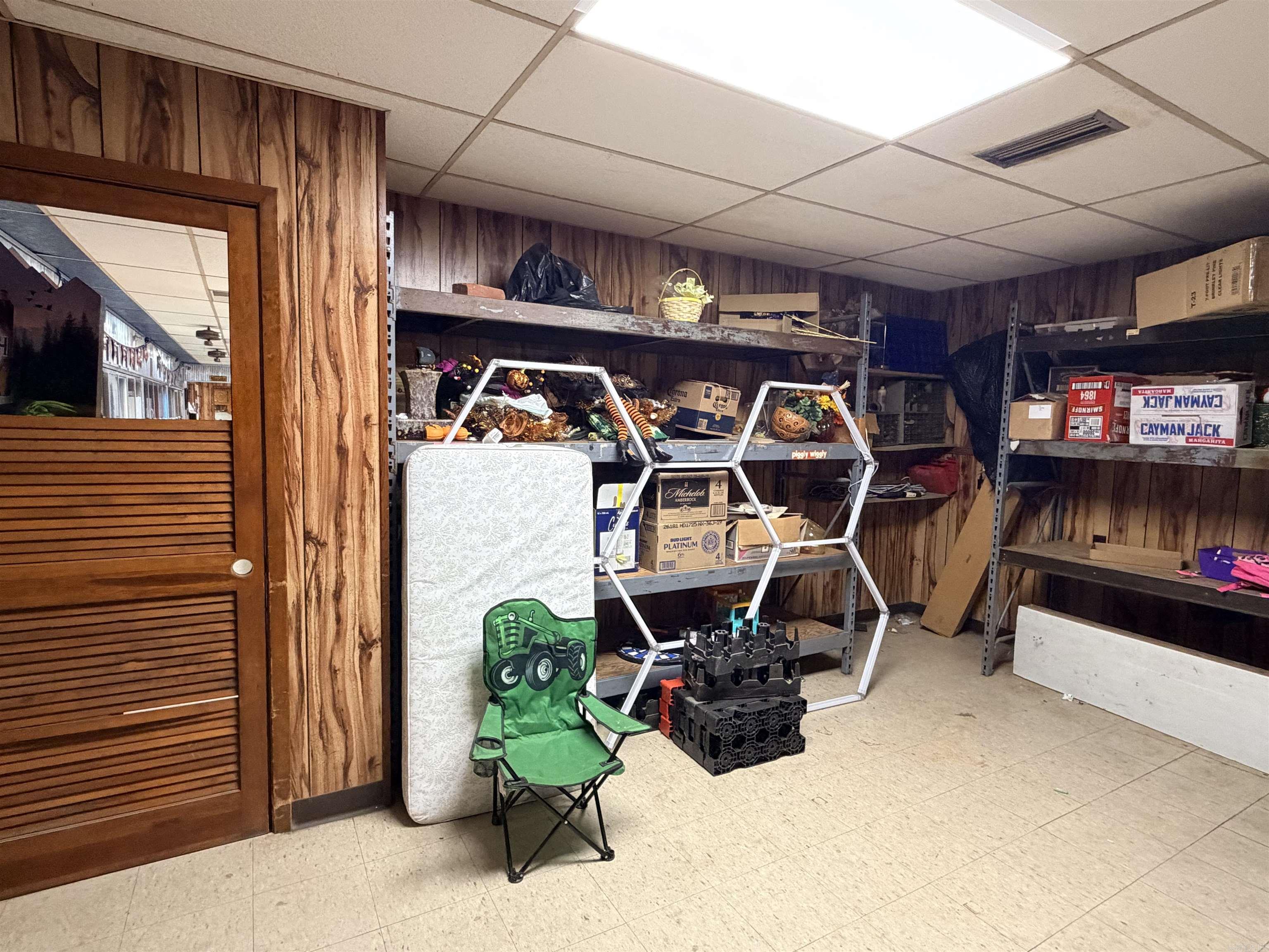 14070 Strong Hwy Property Photo 35
