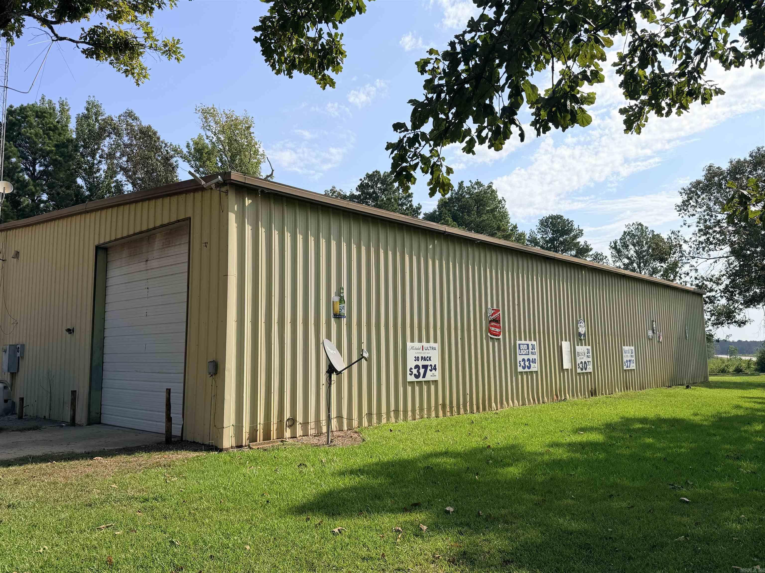 14070 Strong Hwy Property Photo 45