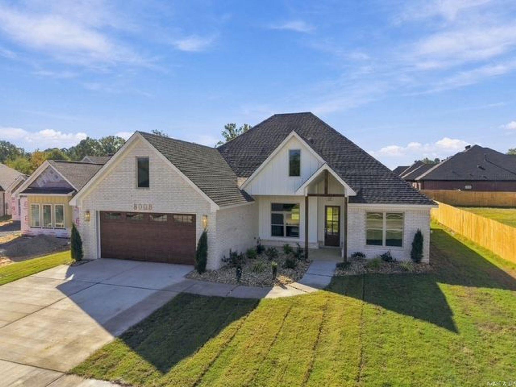 8008 Creek Rock Cove Property Photo 1